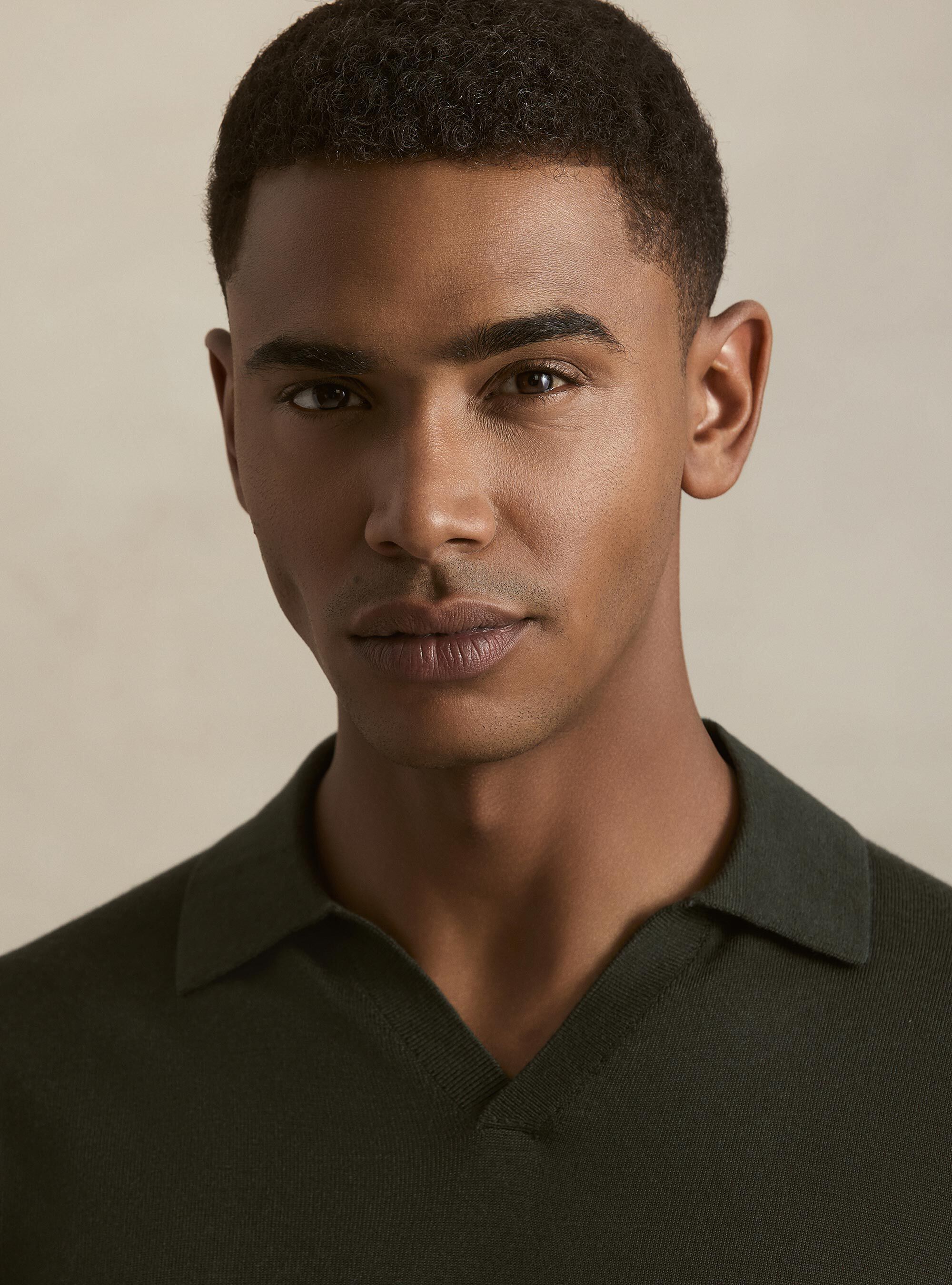 Polo collo senza bottoni in maglia lana merino, MILITARE 0609C