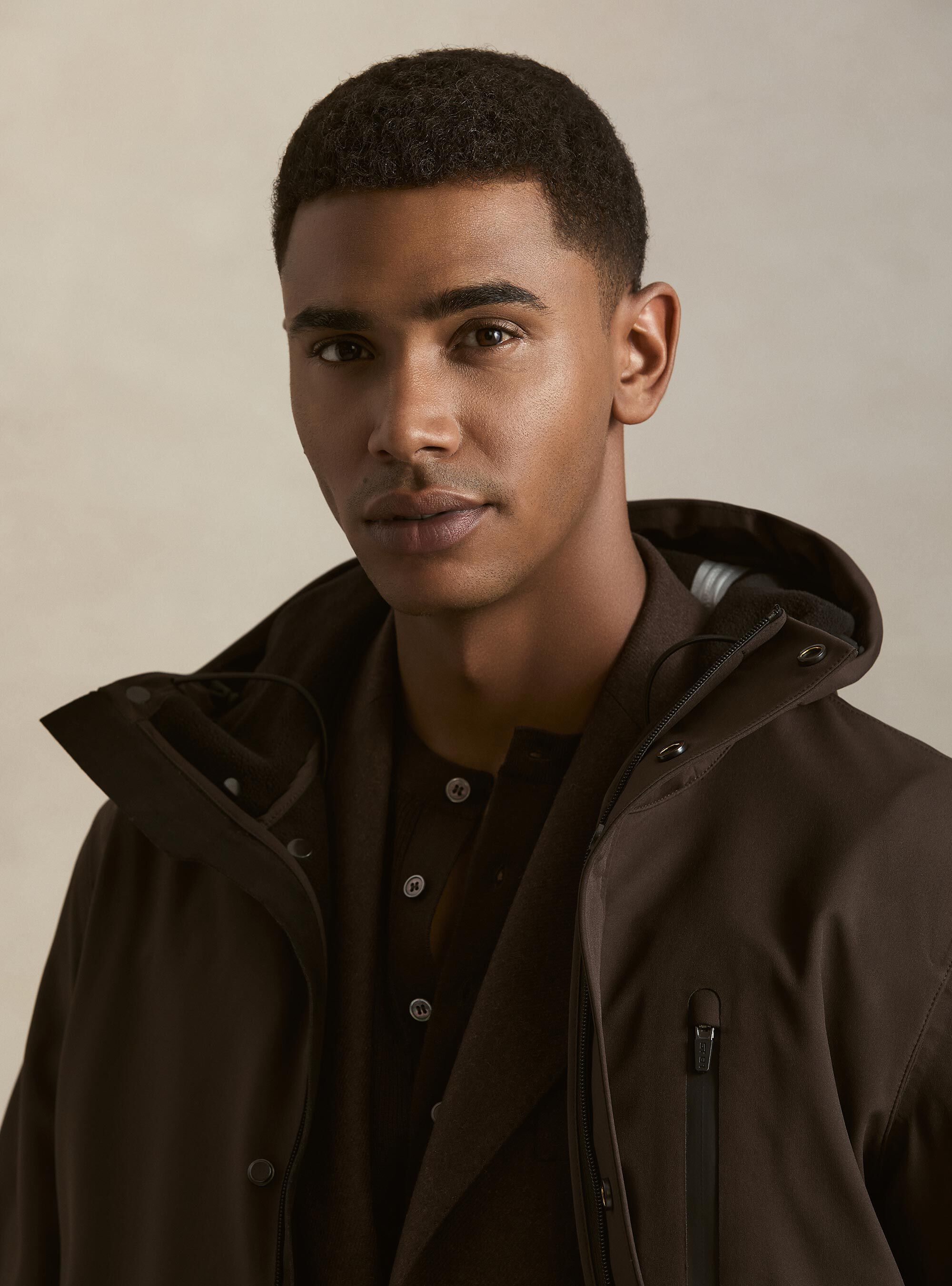 Long technical jacket with a hood, MARRONE 0508C