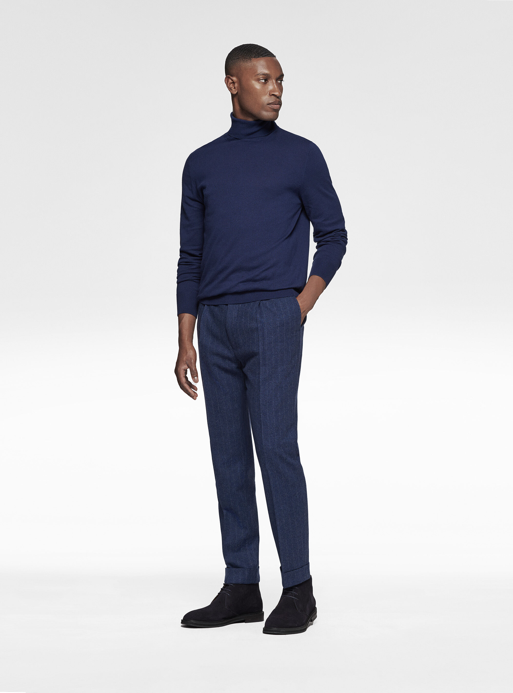 Navy blue cotton turtleneck deals
