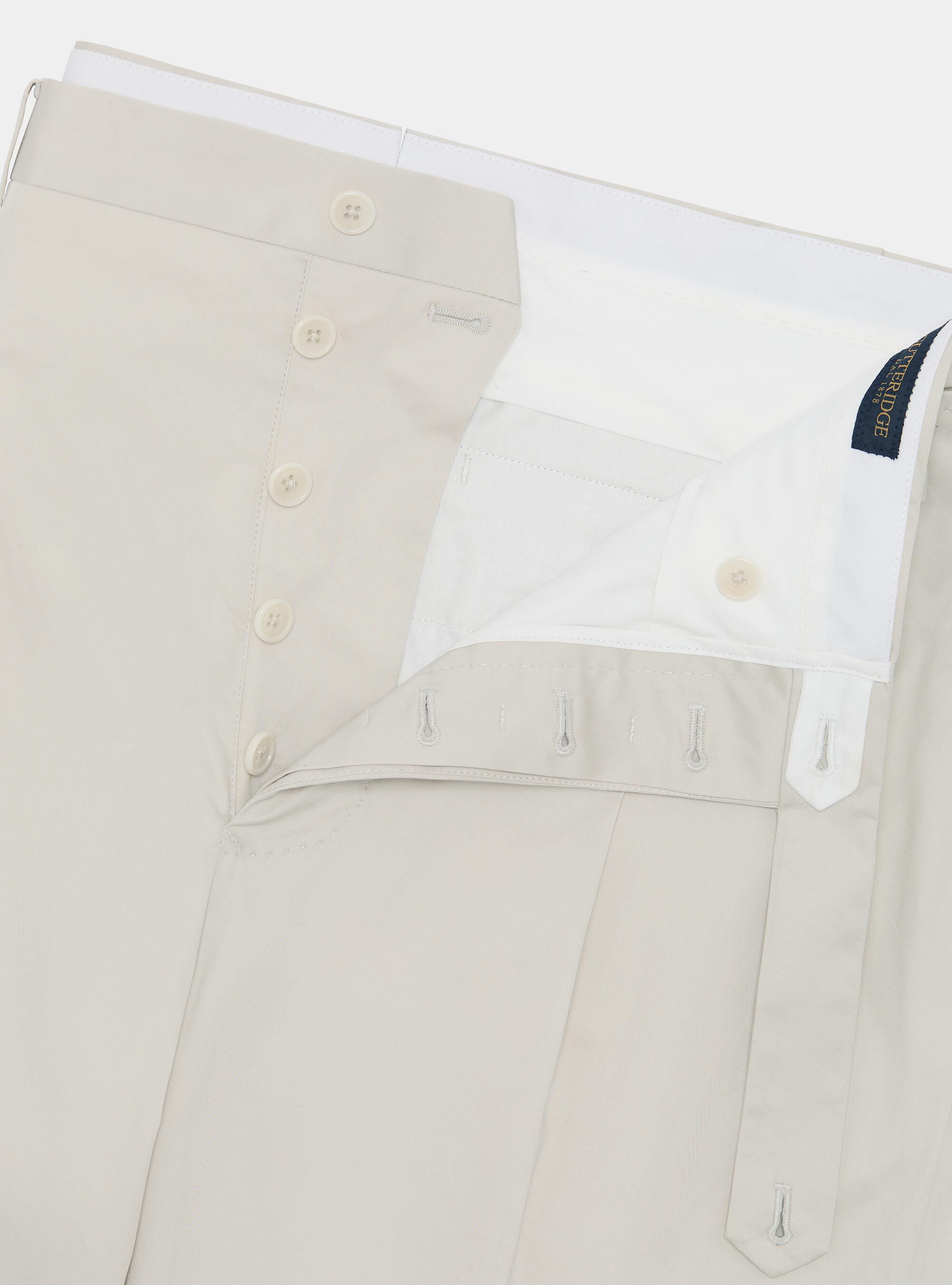 Pantaloni con pince in cotone popeline stretch, PANNA