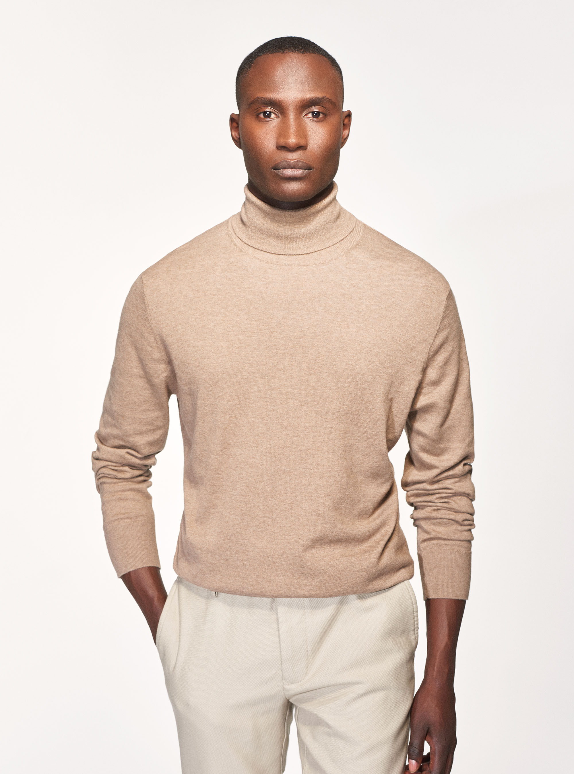 Men's silk blend top turtleneck