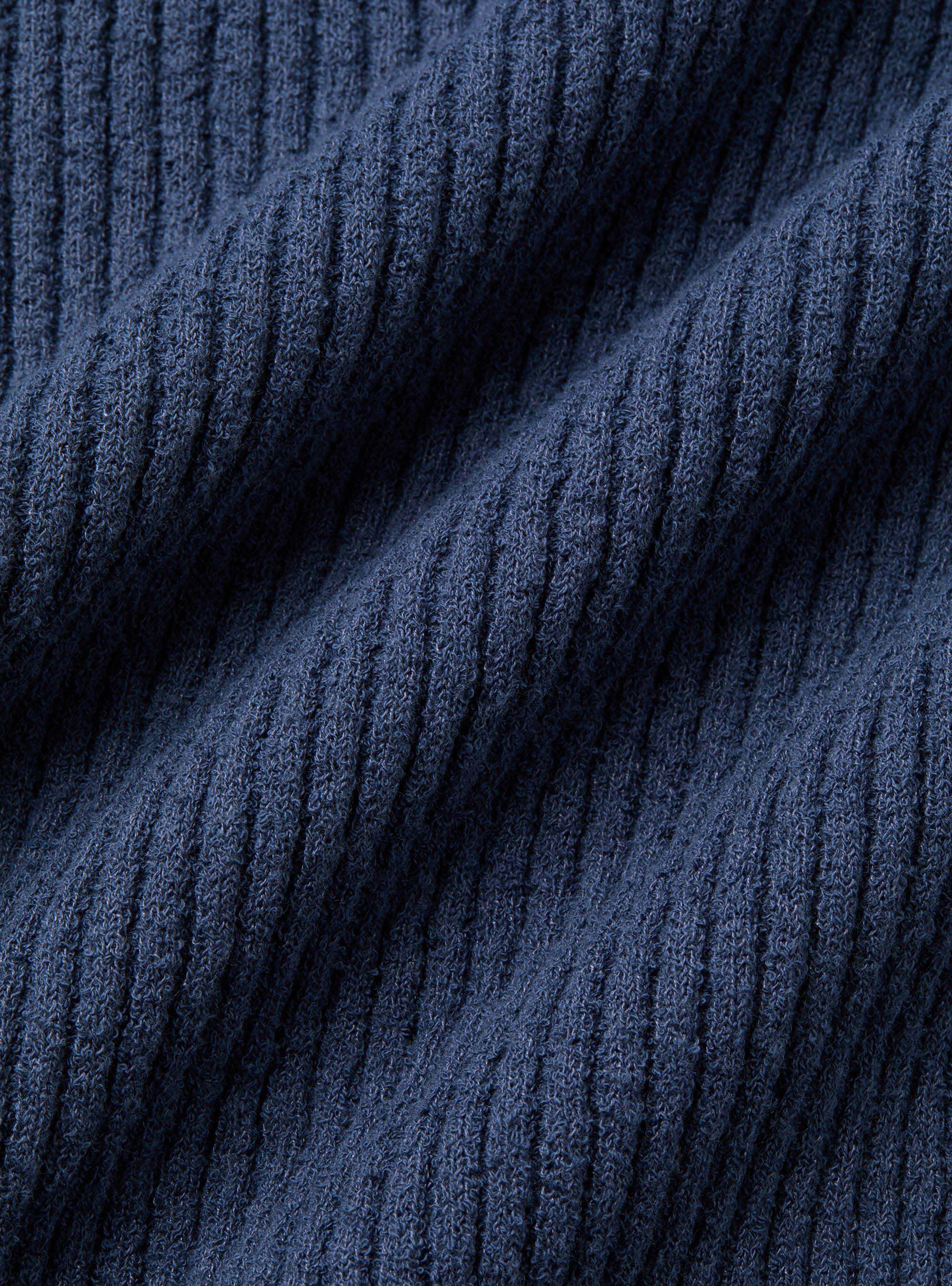 Rundhalsausschnitt aus Boucl&eacute;-Rippstrick, ENCRE