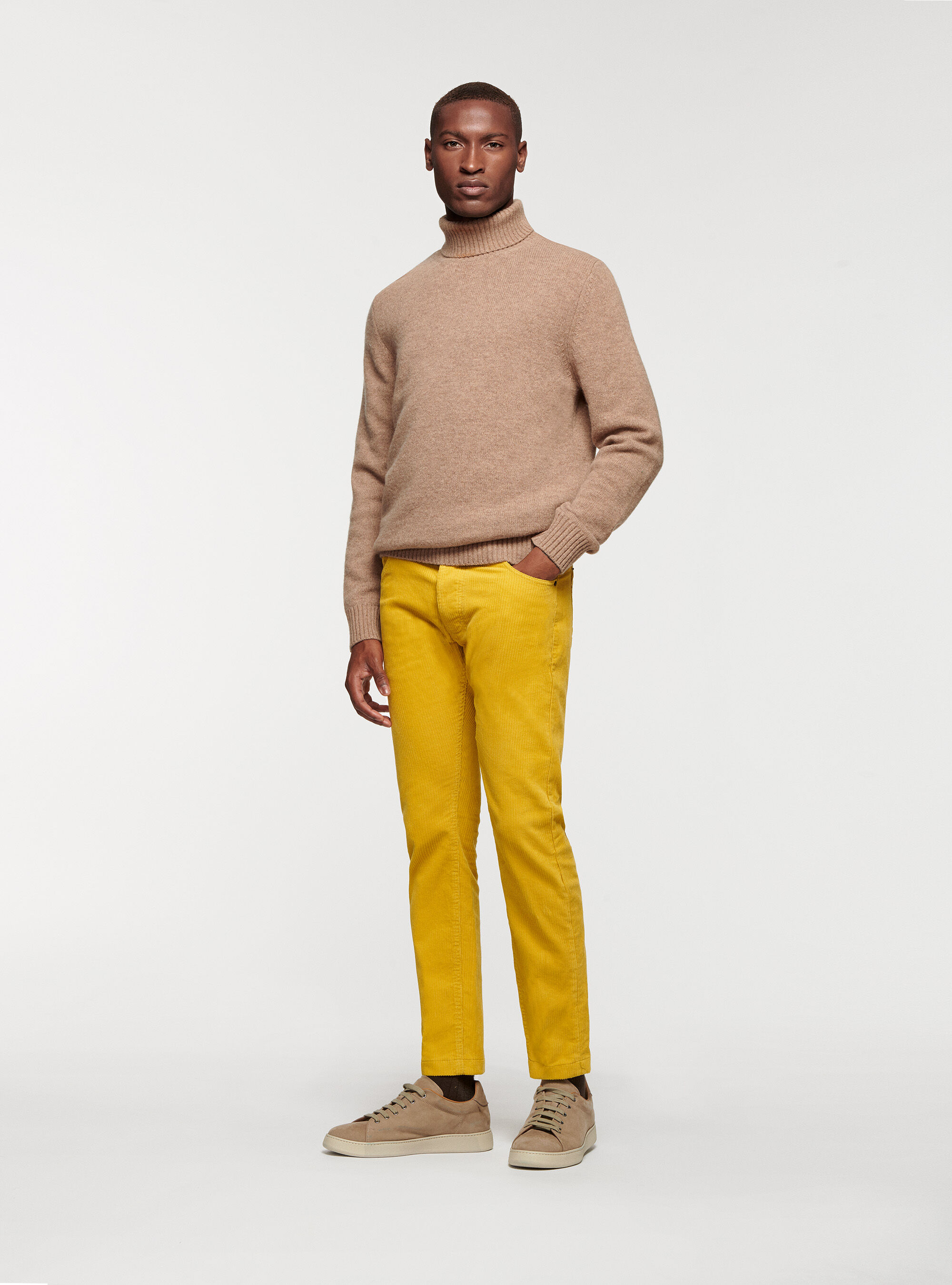 Pantaloni cinque tasche in velluto Gutteridge catalog