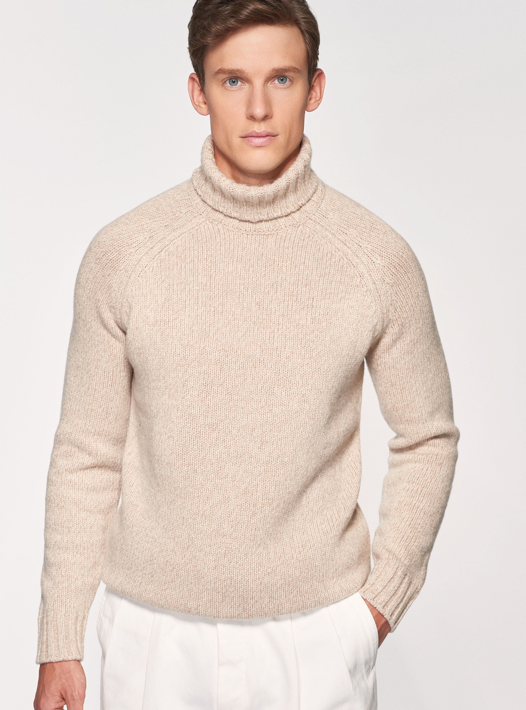Cream cashmere turtleneck sweater store