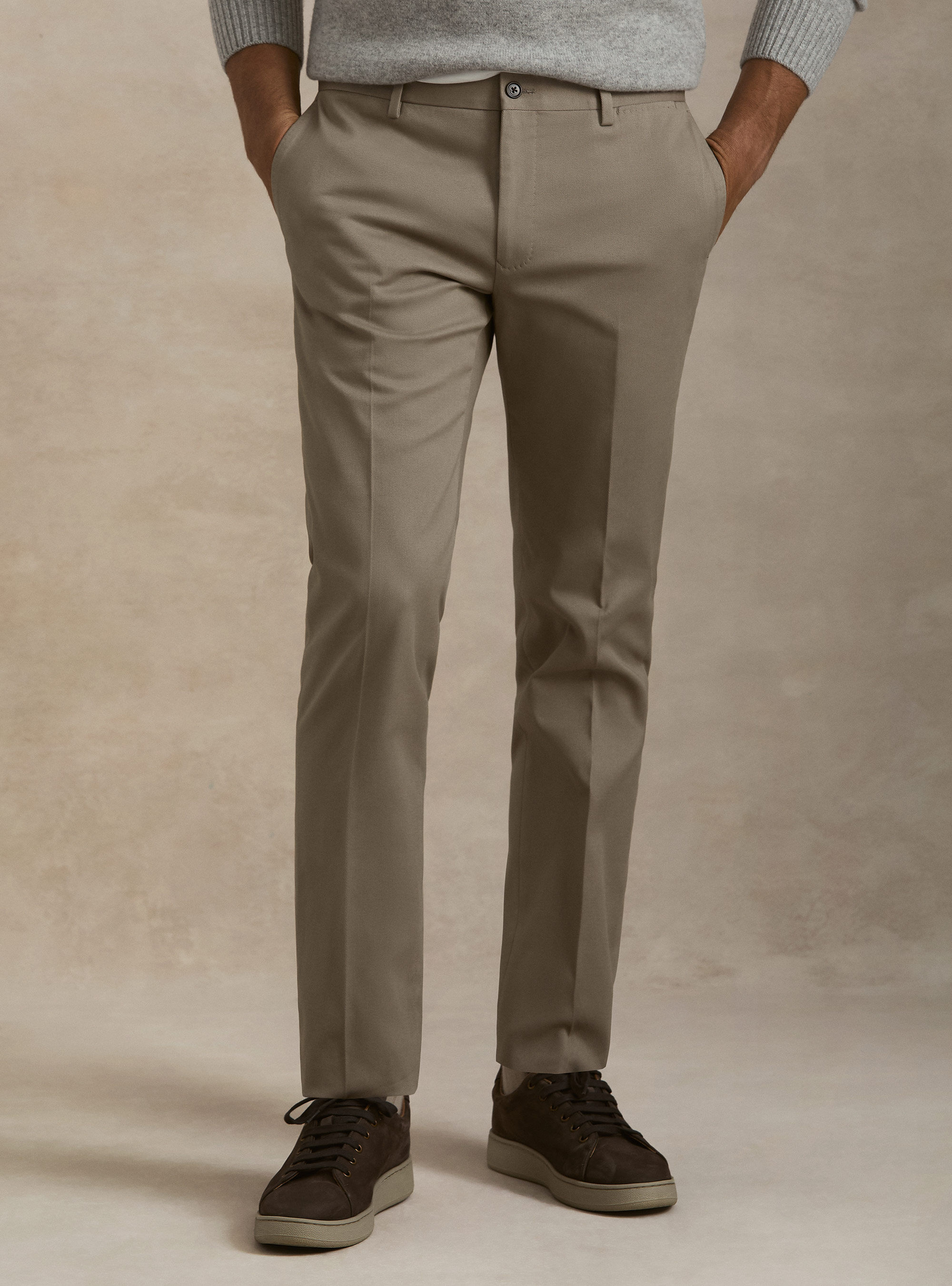Pantalones de algod&oacute;n esmerilado