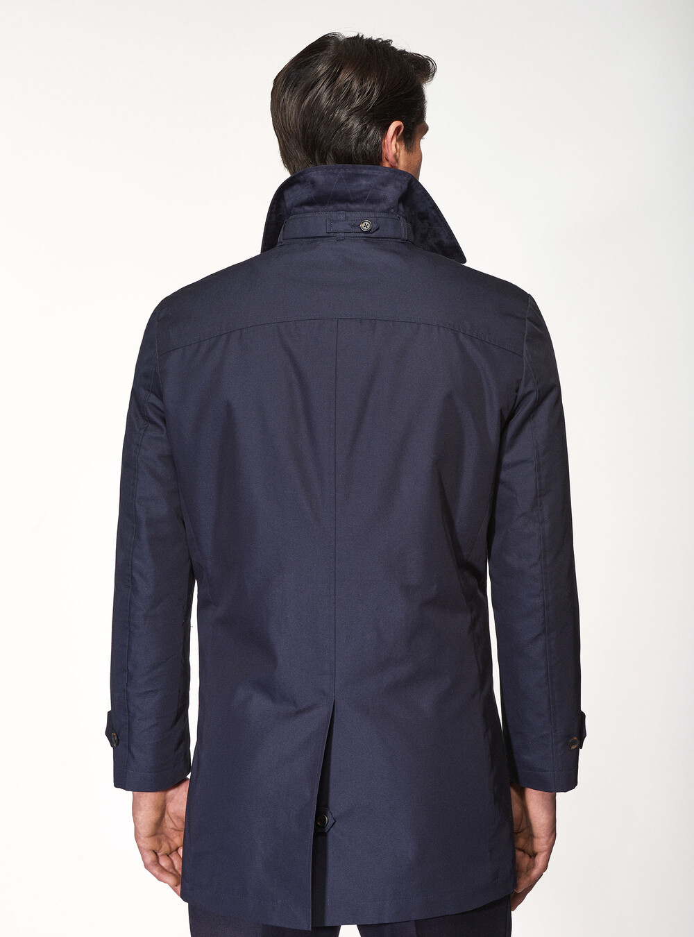 Single-breasted raincoat in technical cotton | GutteridgeEU | Raincoats ...
