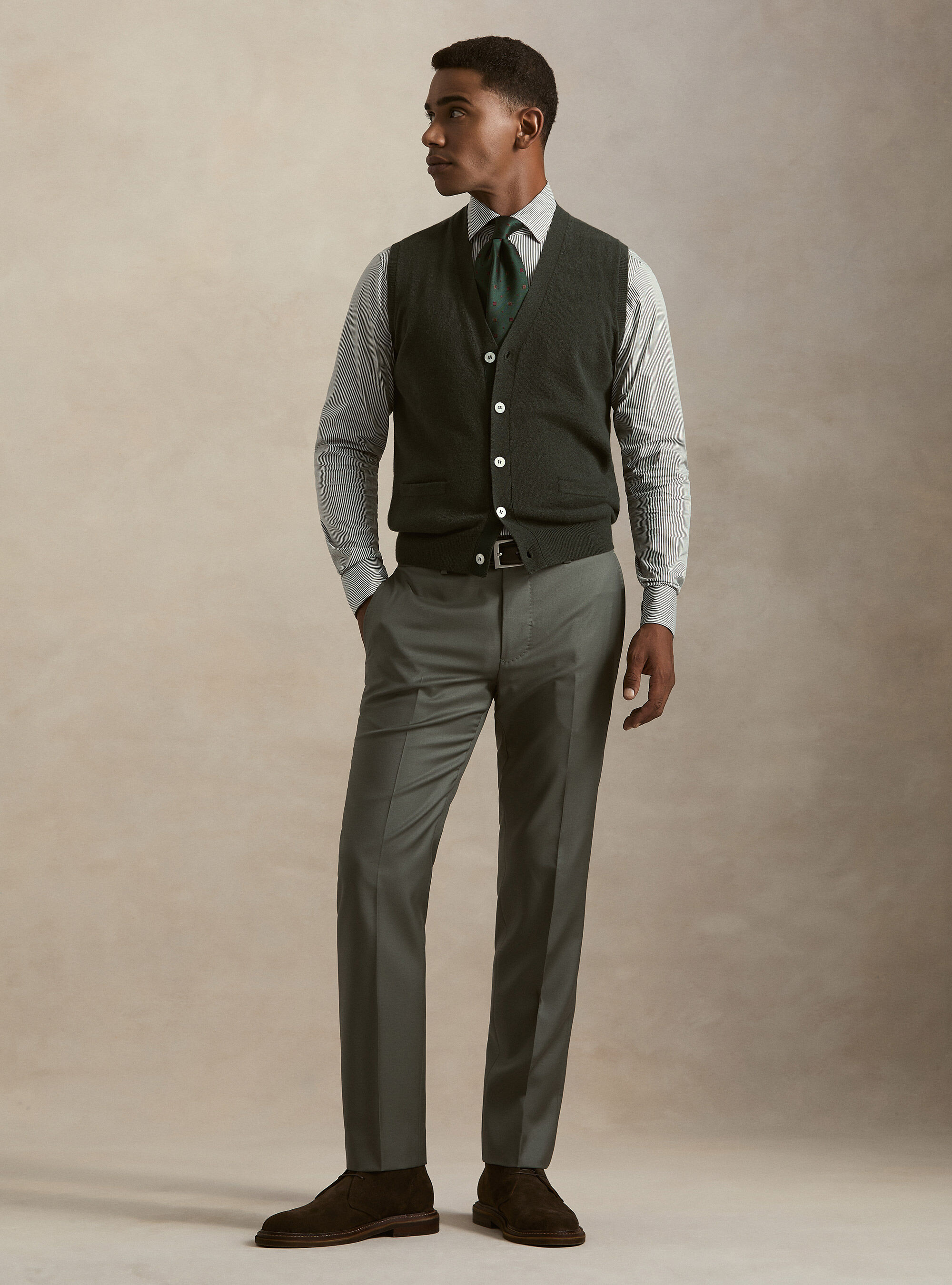 Lambswool and cashmere knit vest