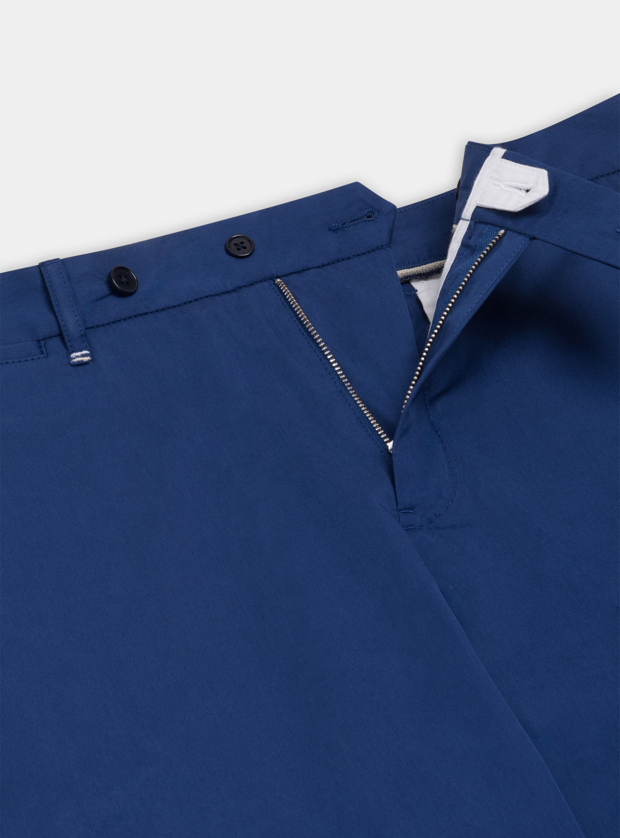 Shorts in light cotton twill