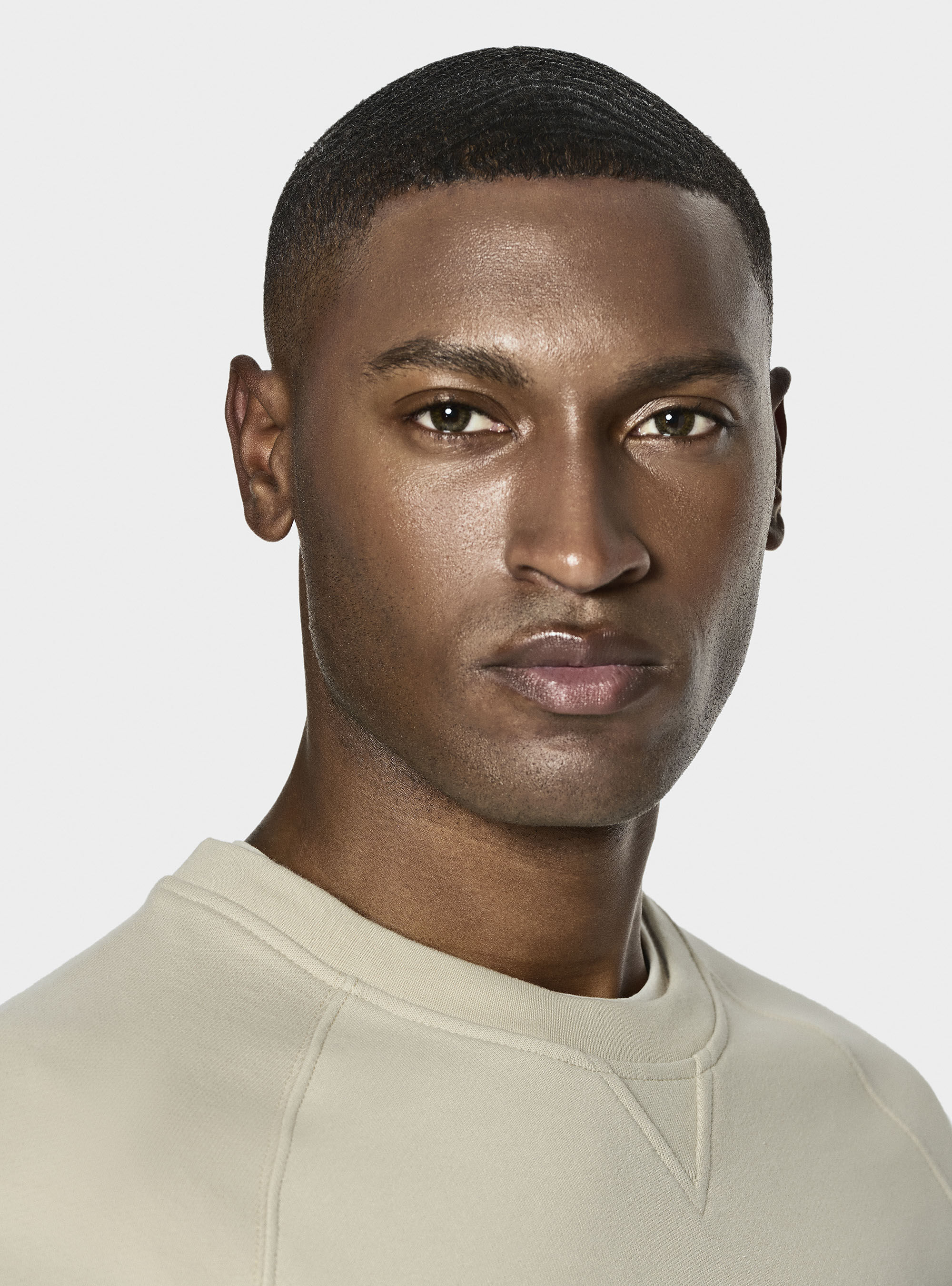 Basic round-neck sweatshirt GT01, ECRU 0536C