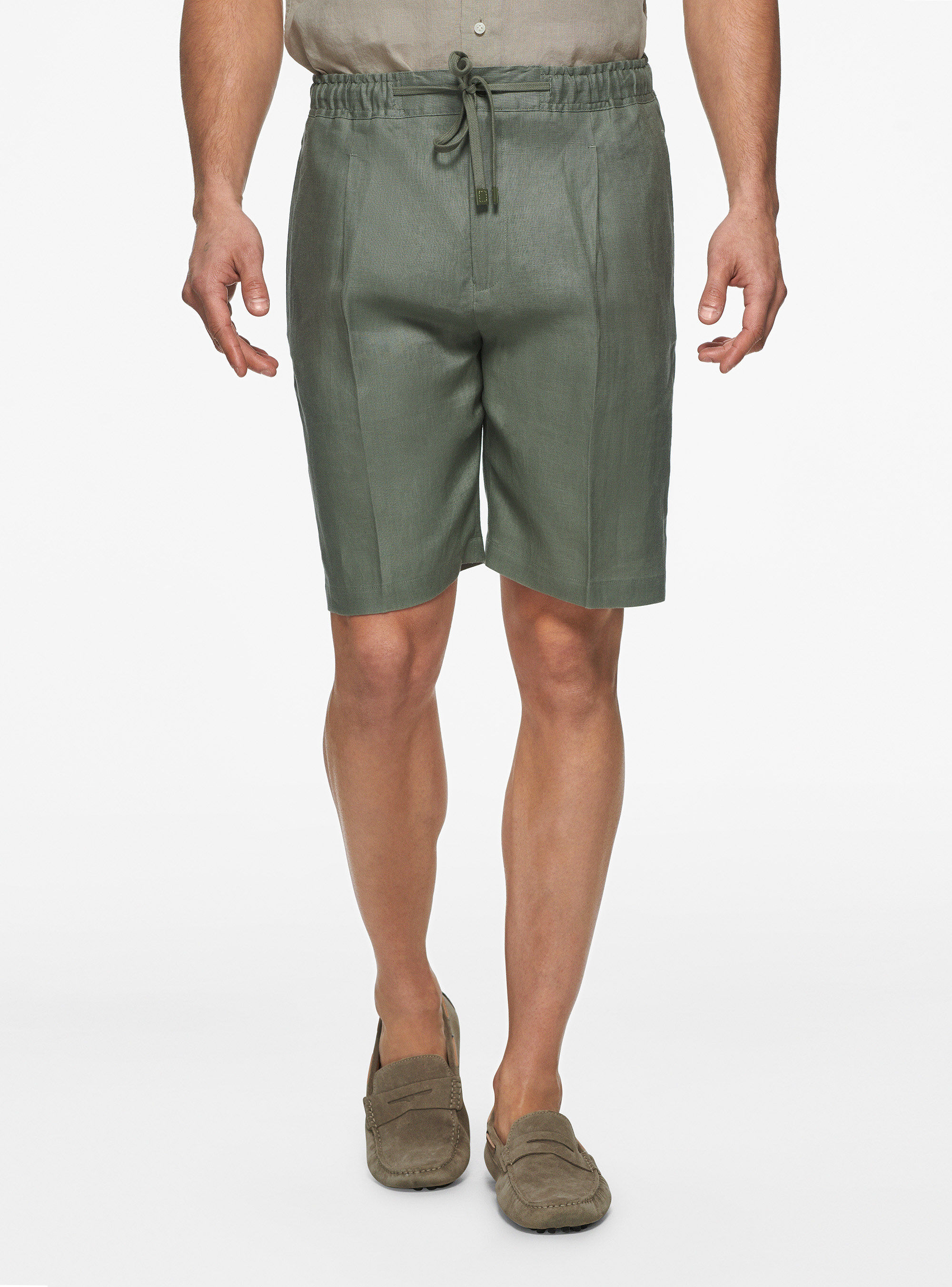 Linen Bermuda shorts with elastic and drawstring