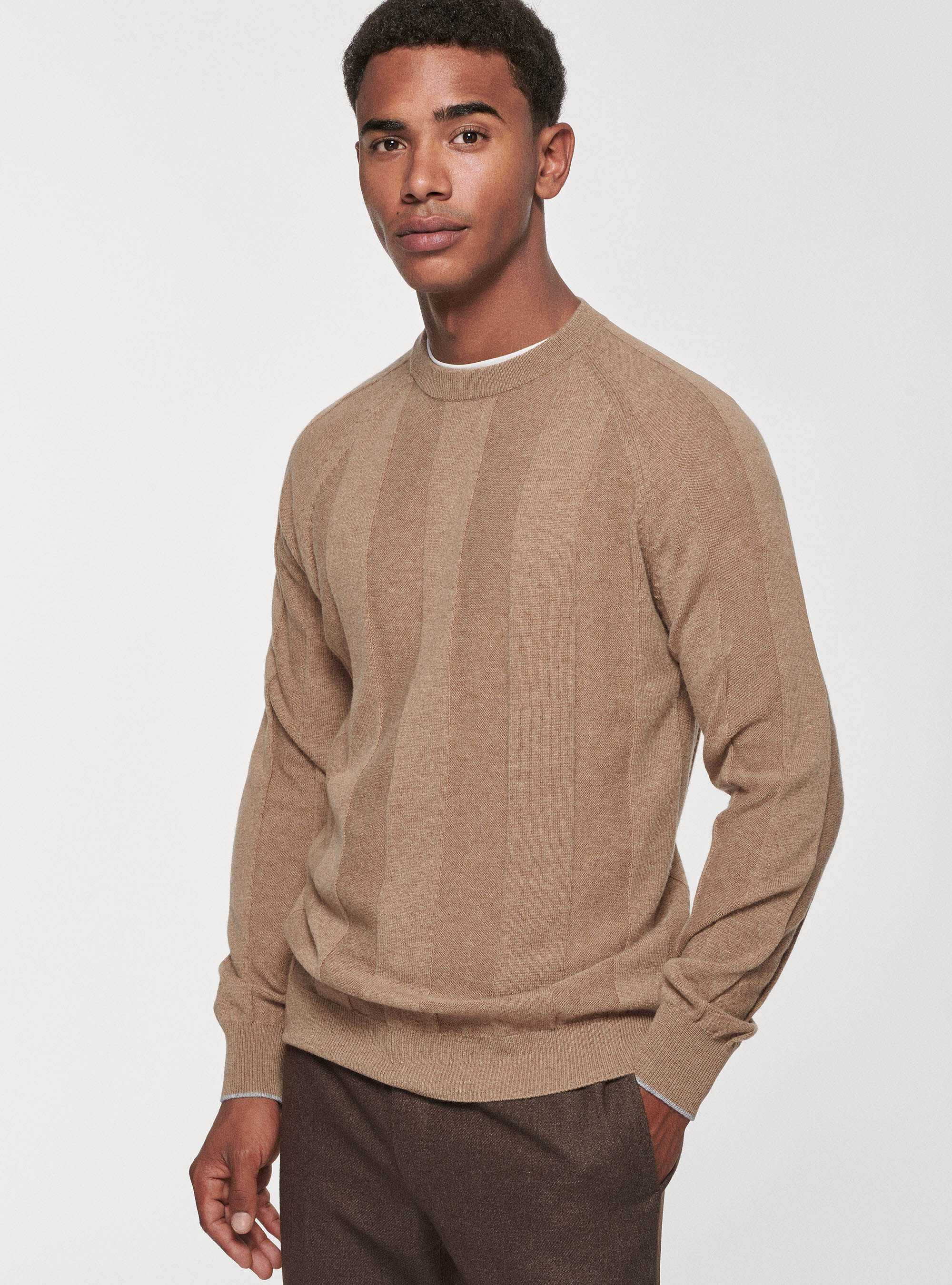 Cashmere beige sweater shop