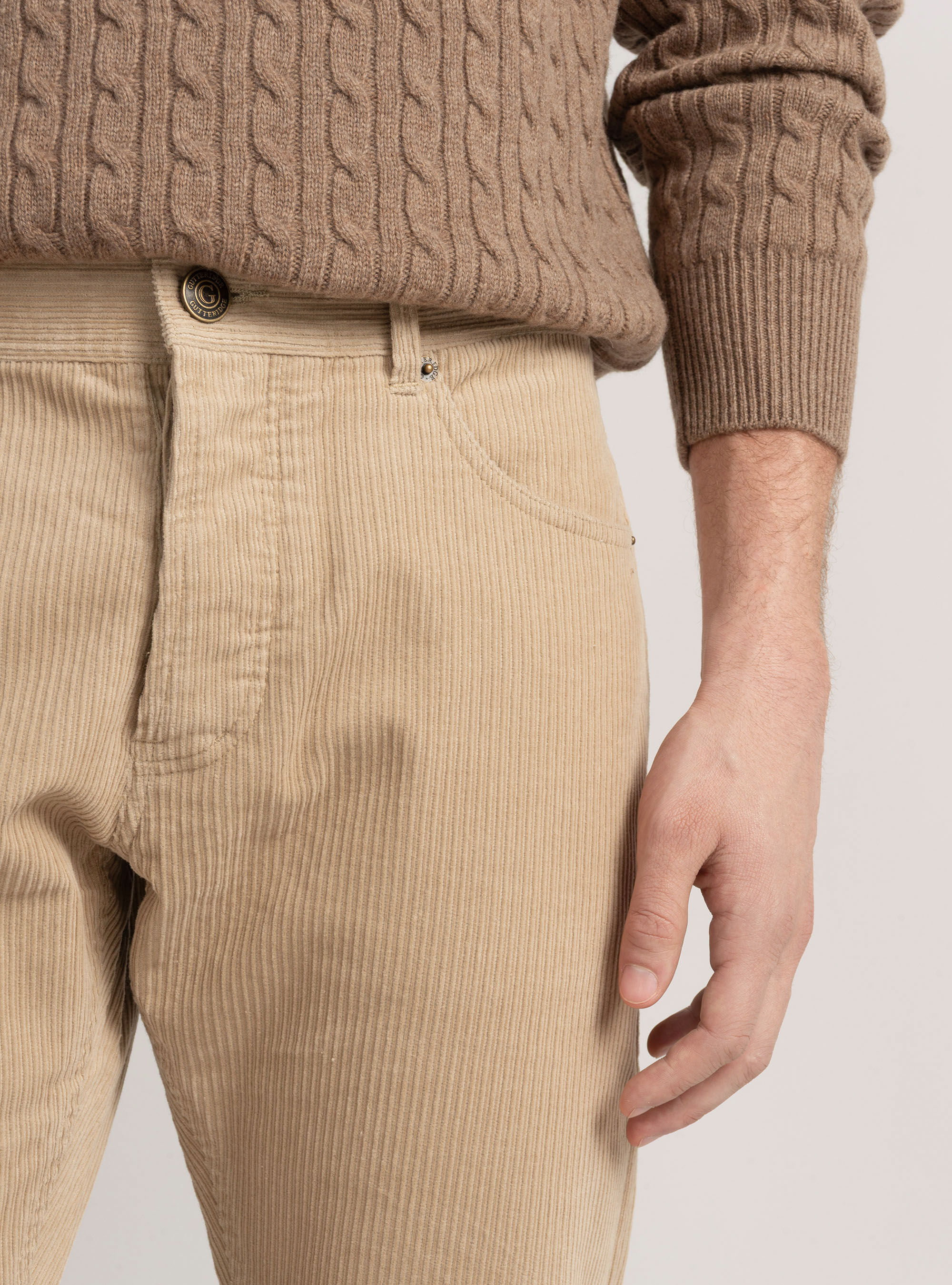 Five-Pocket-Hose aus Samt, SABBIA 0561C