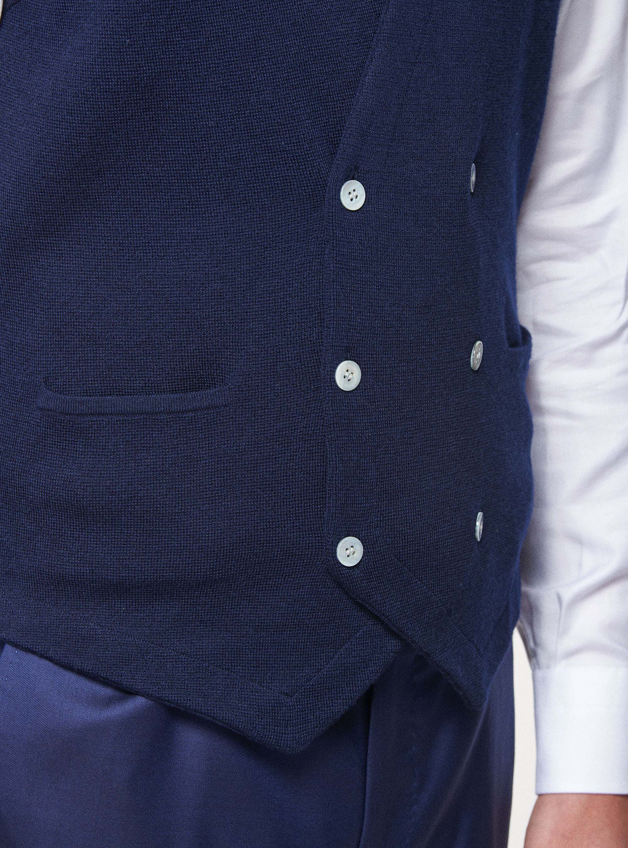 Double-breasted knitted gilet in pure merino wool, NAVY BLUE