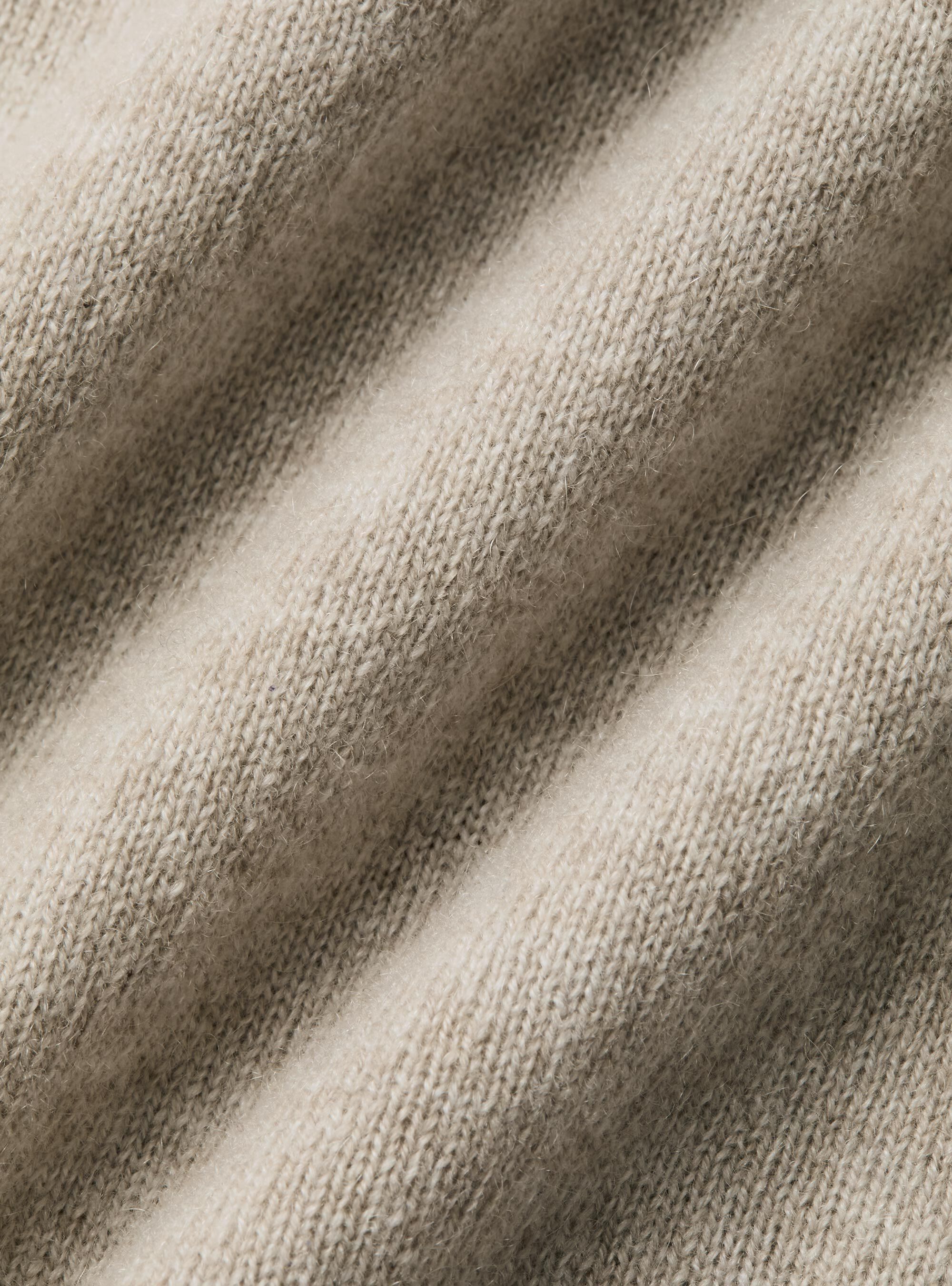 Punto de cachemira con cuello redondo, CRUDO