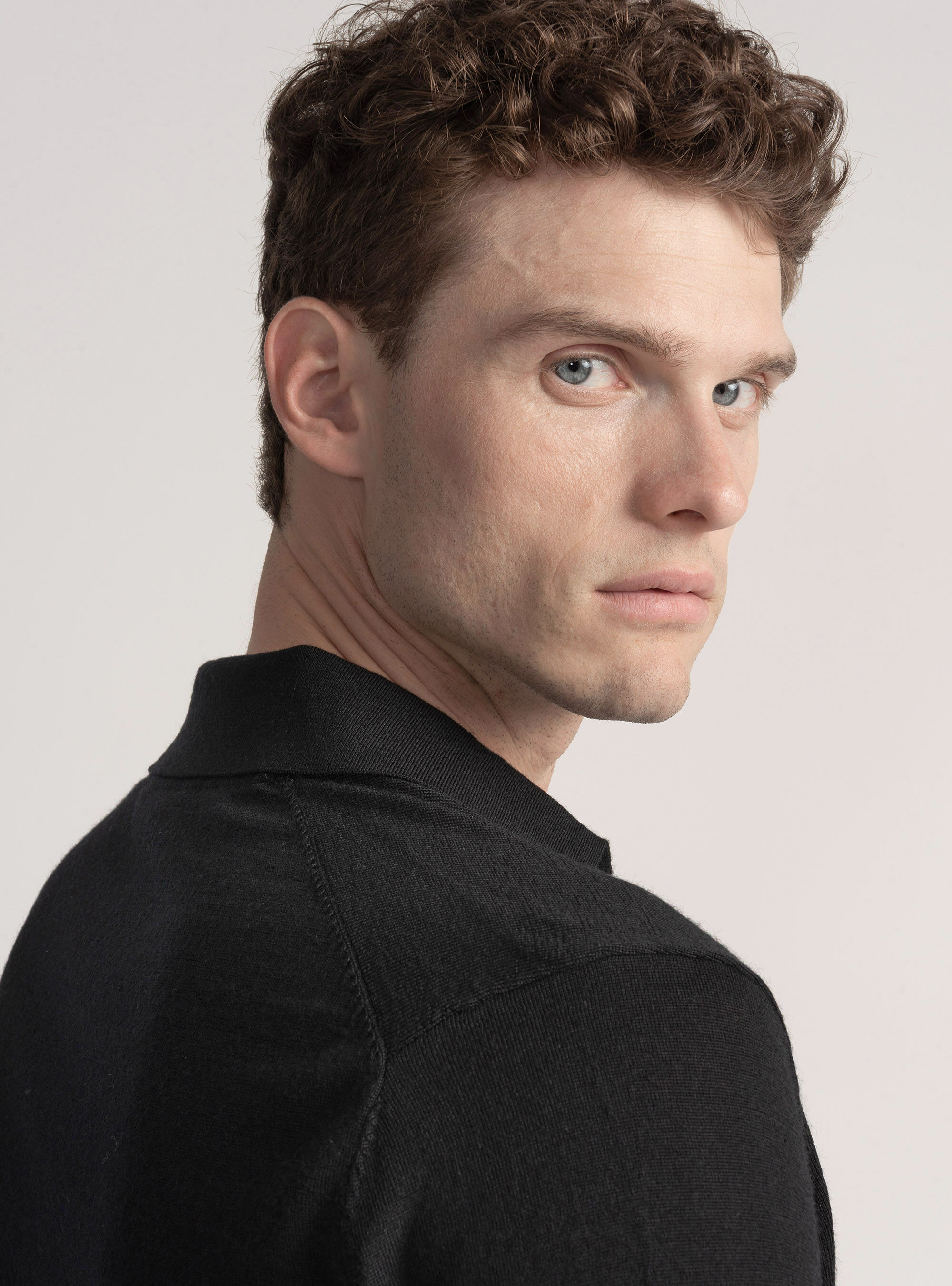 Extra-fine merino wool polo shirt, BLACK