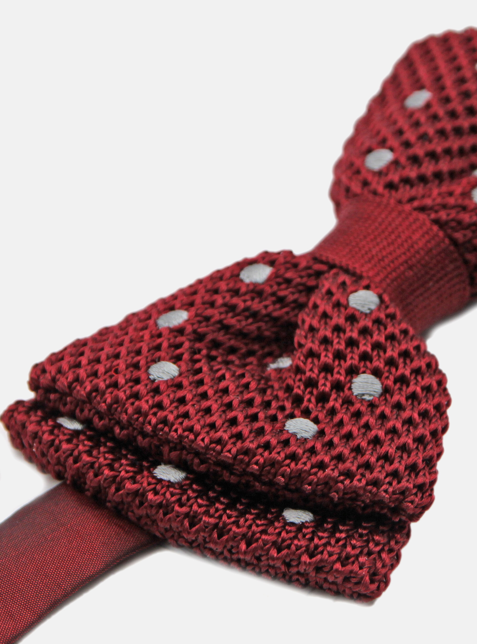 Corbata de punto, BURDEOS