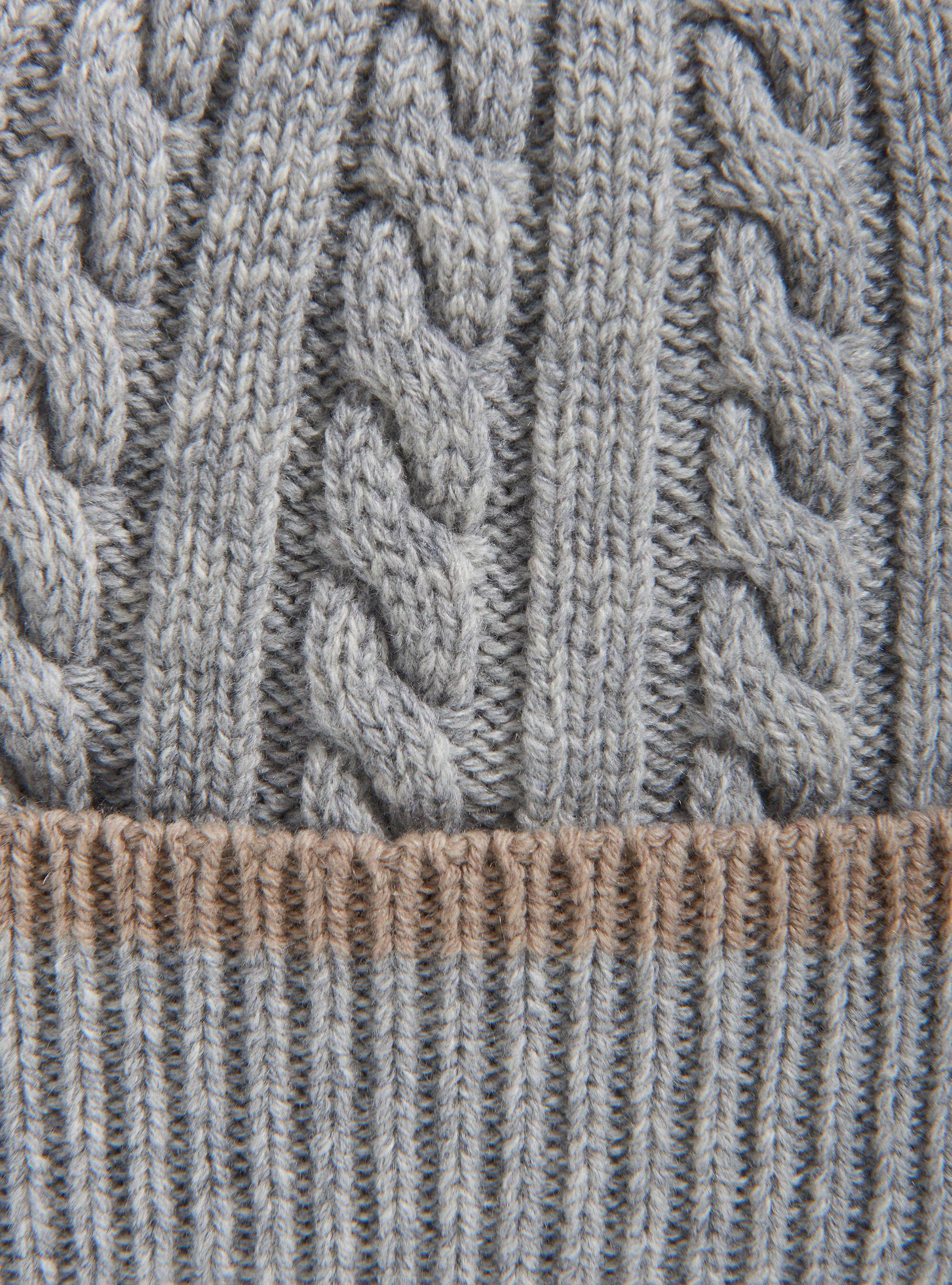 Gorro de lana y cachemira de canal&oacute;n ingl&eacute;s, CRUDO