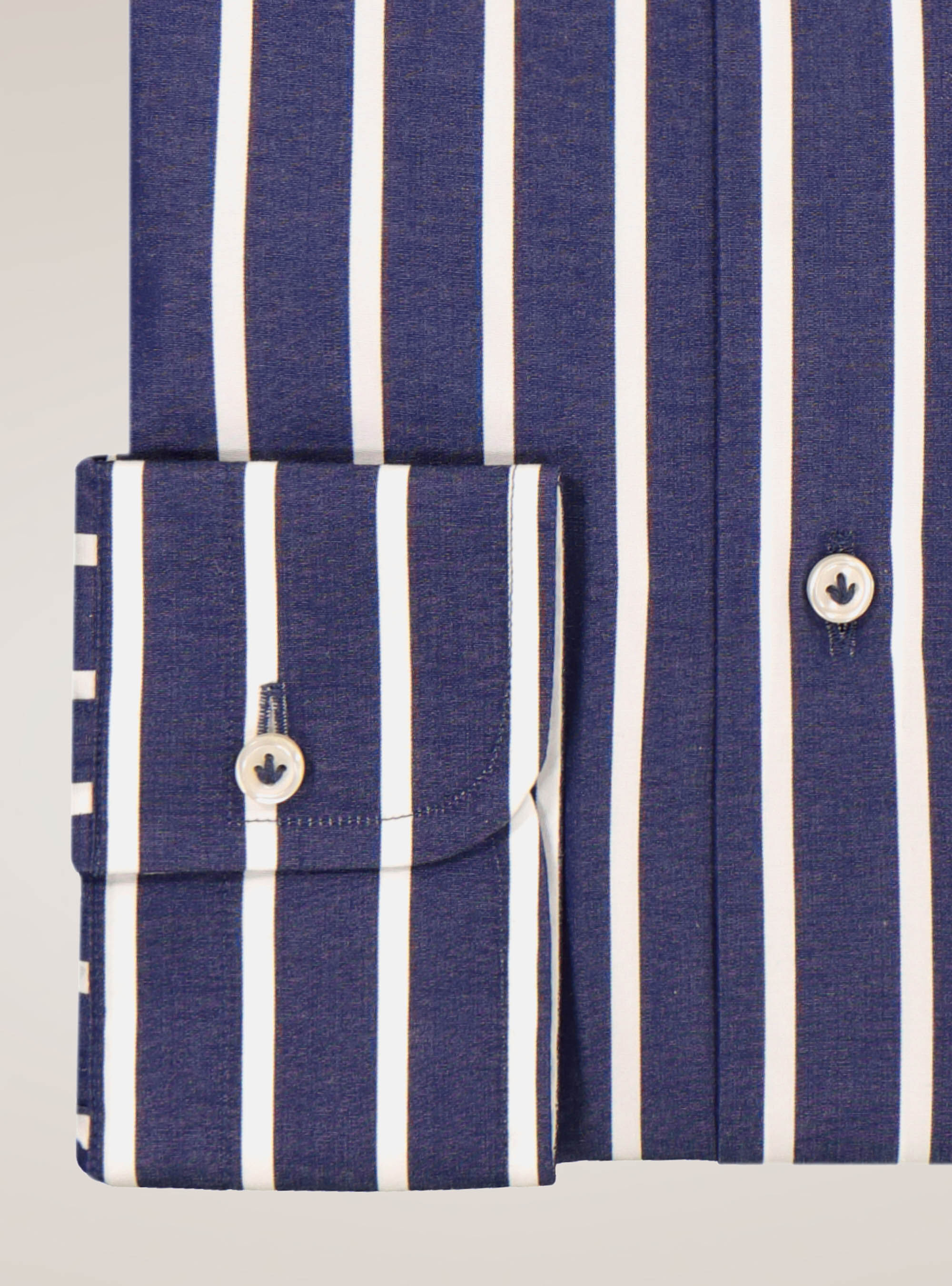 Chemise avec col fran&ccedil;ais &agrave; rayures en popeline de coton, BLEU MARINE
