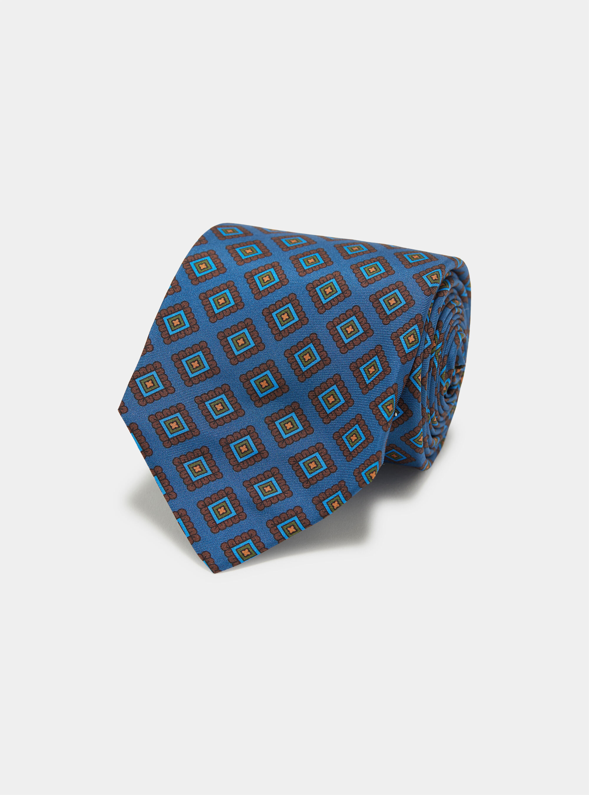 Patterned silk tie