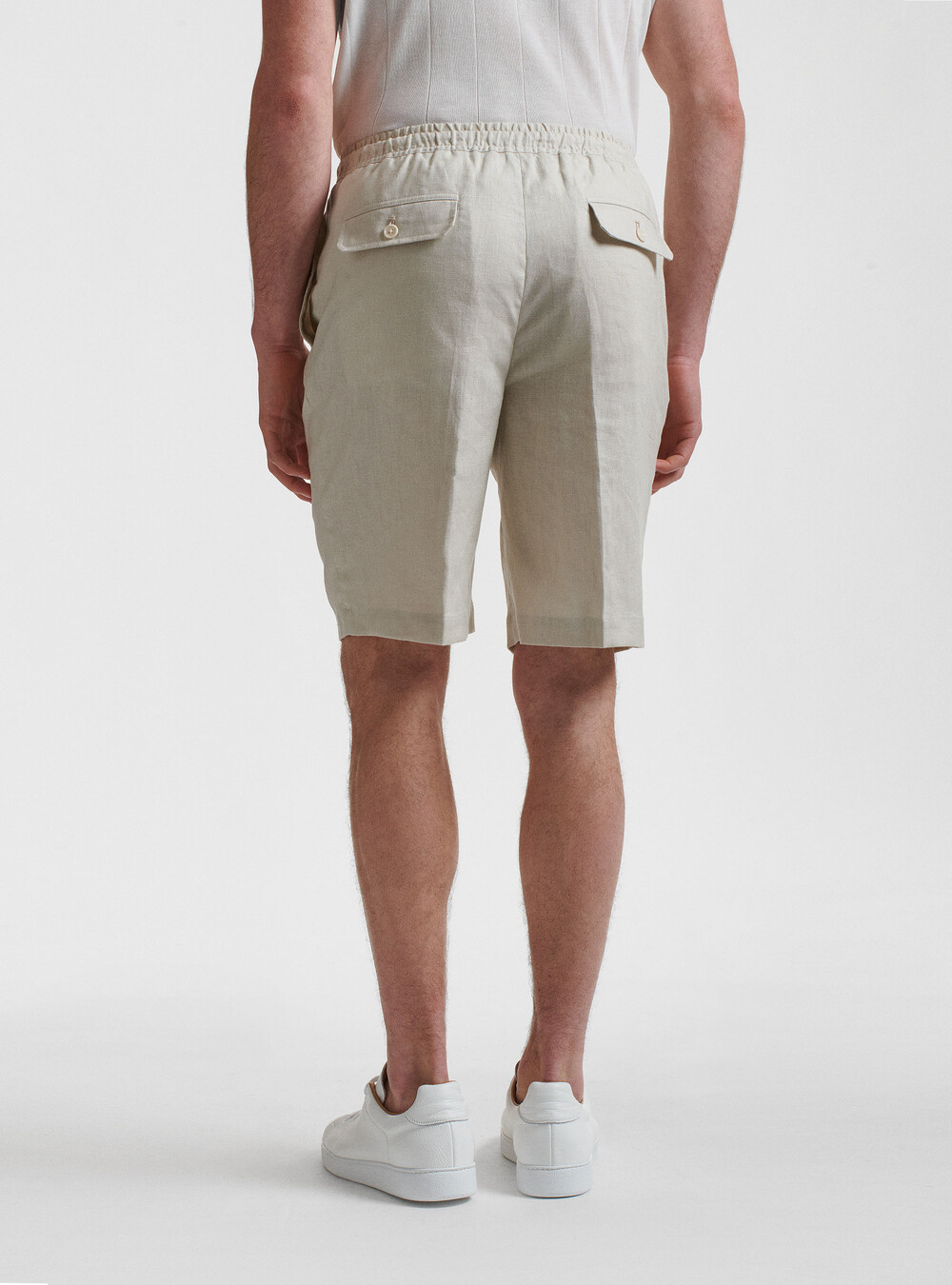 Plain-coloured shorts in pure linen | GutteridgeUS | catalog-gutteridge ...