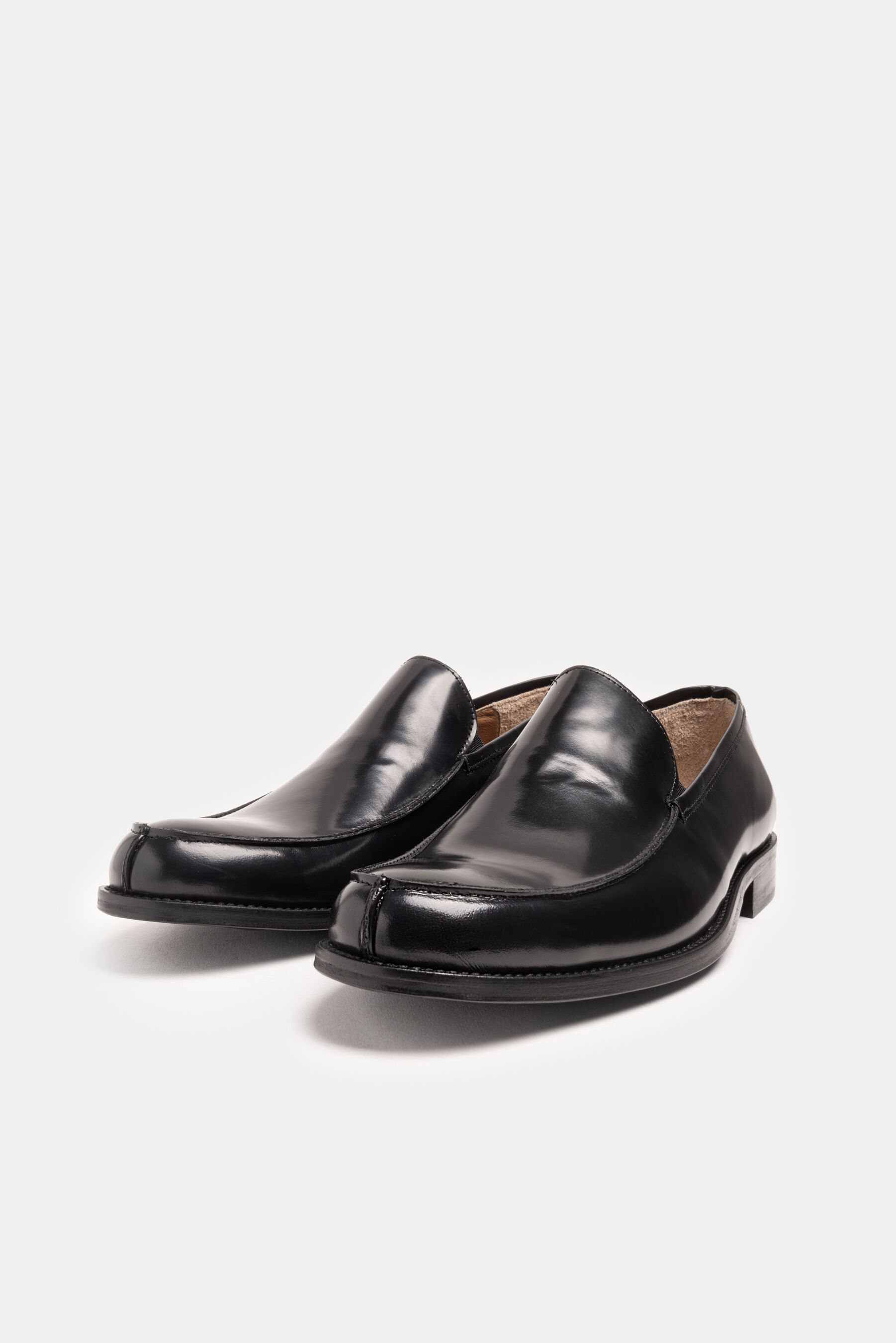 Smooth leather moccasins