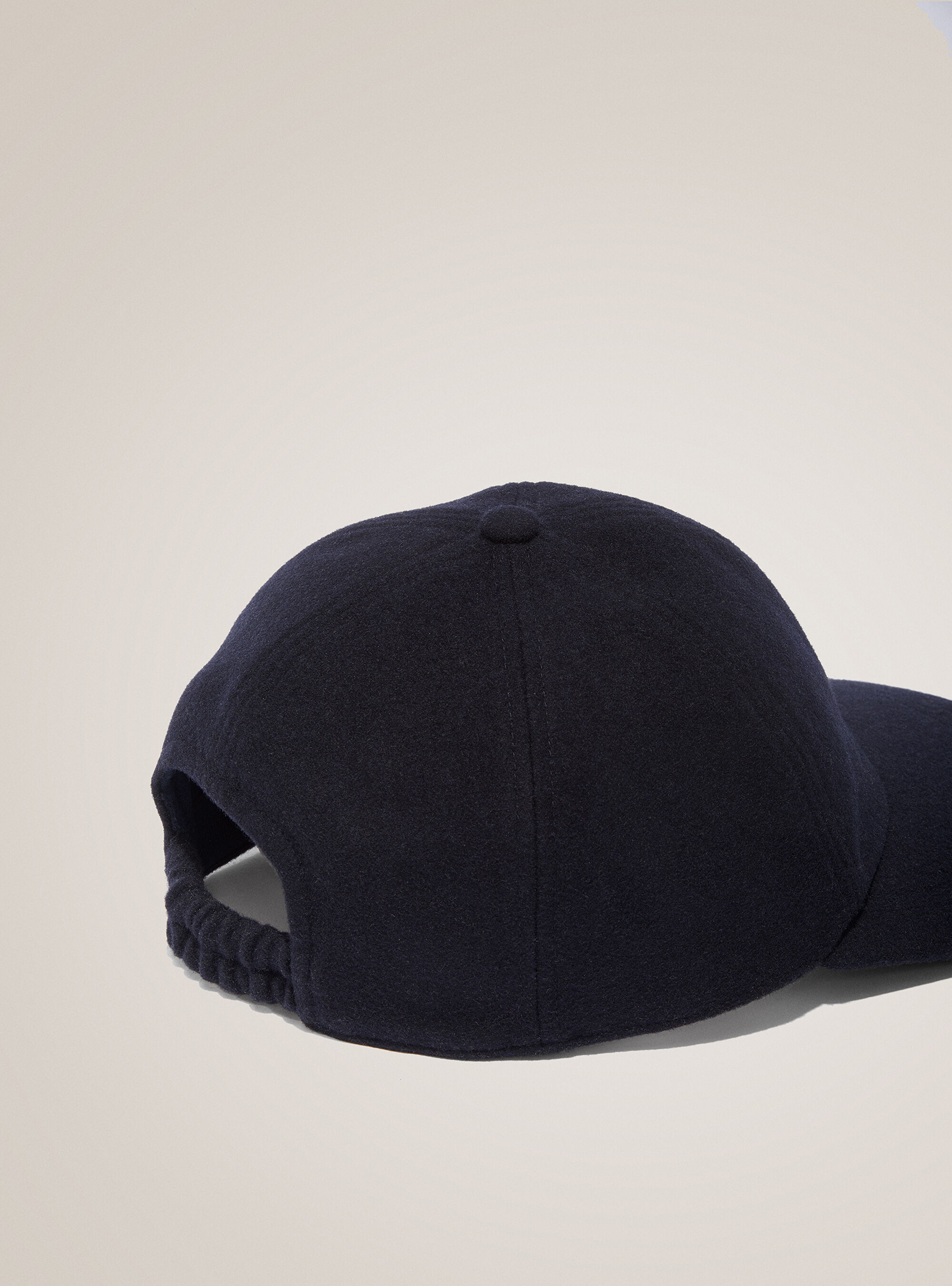 elastic baseball cap