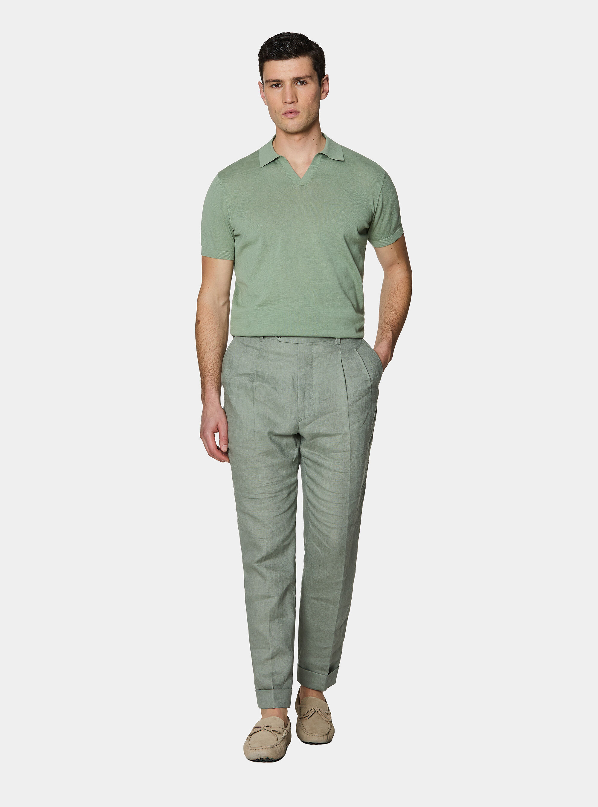 Pantaloni con pince in puro lino