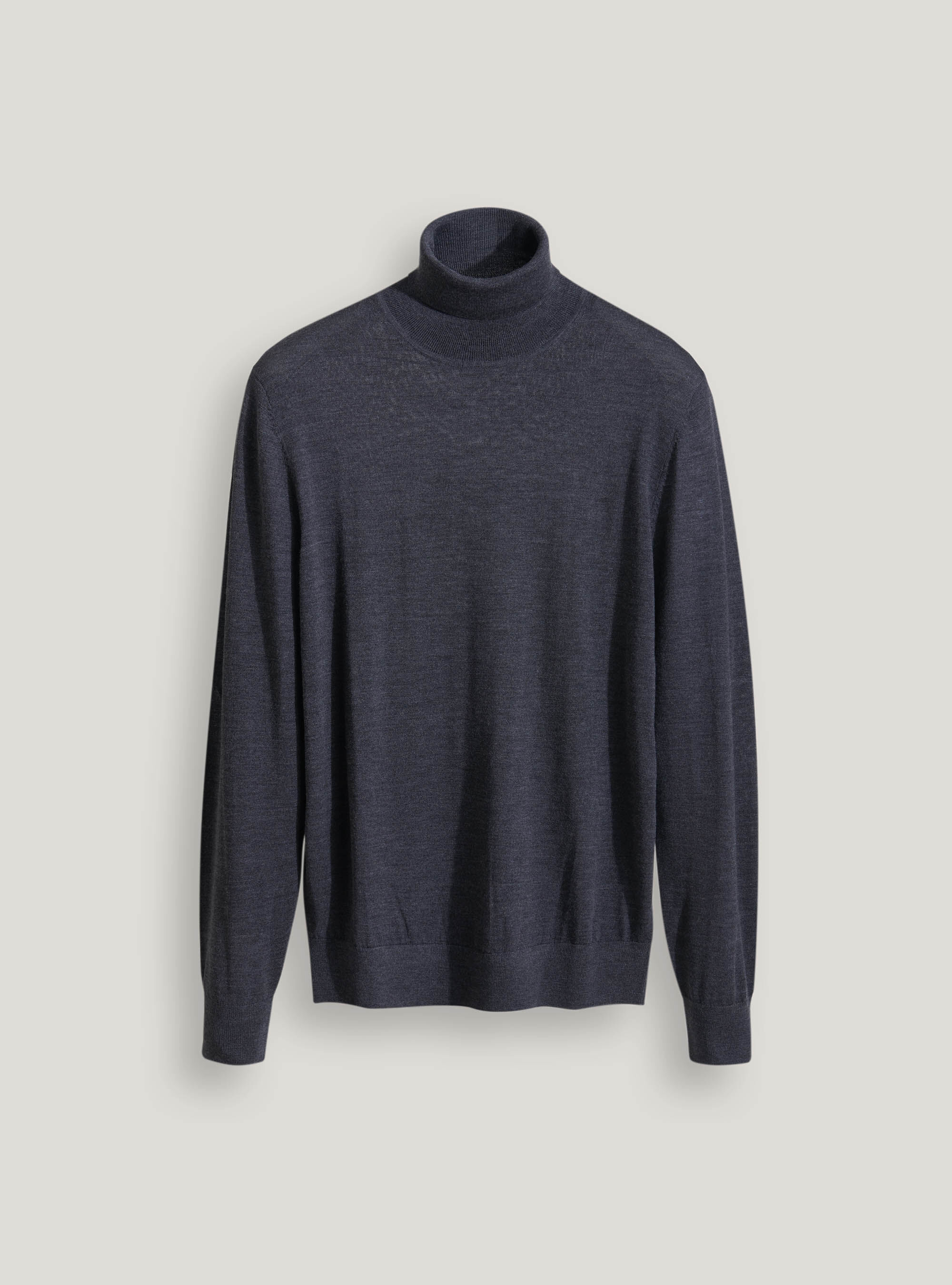 Turtleneck merino top