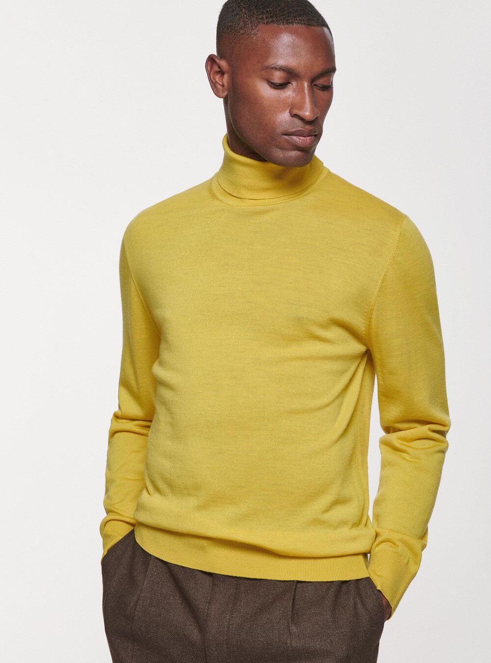 Turtleneck in pure merino wool | GutteridgeUS | Men's Sweaters