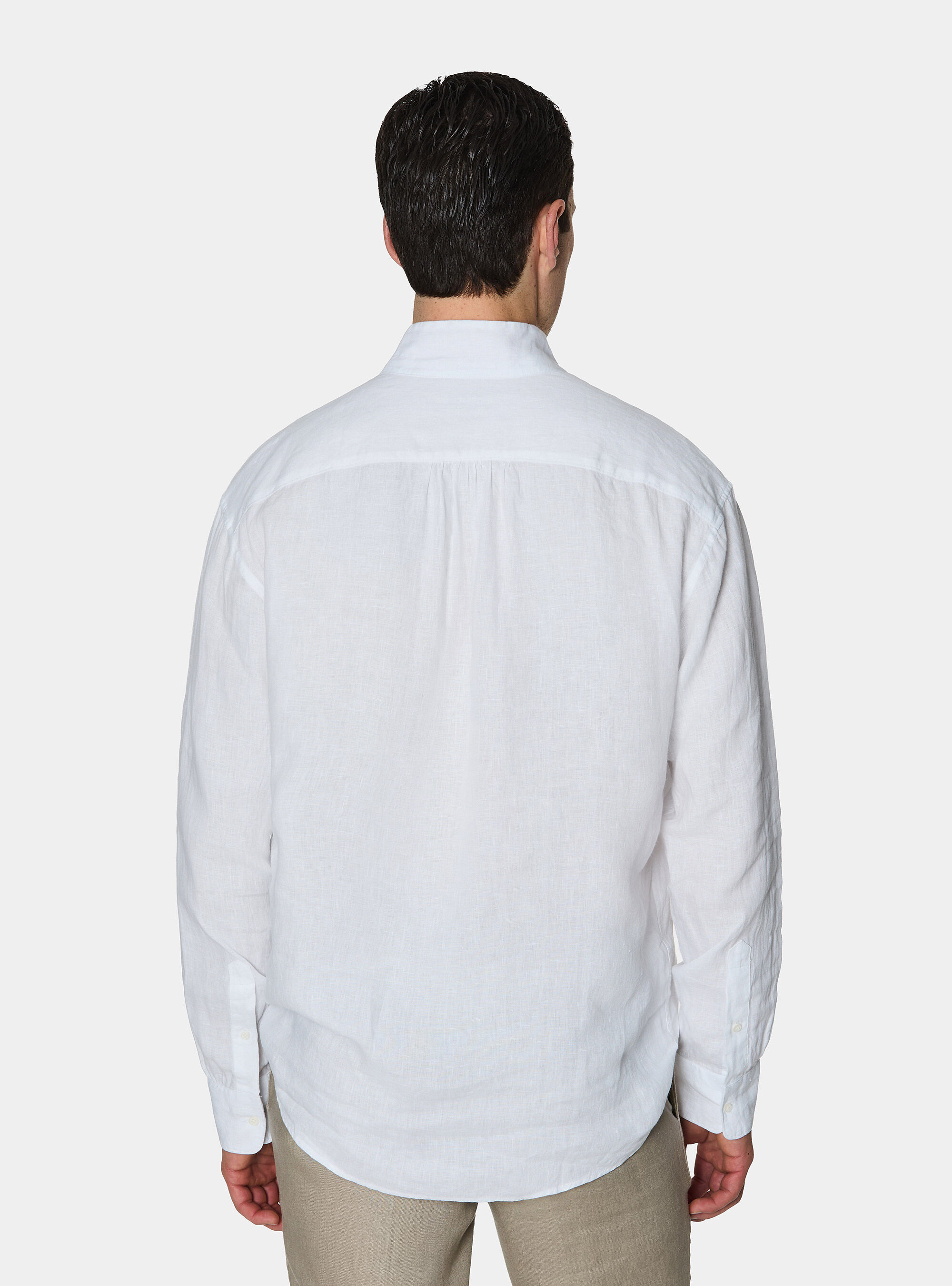 Pure linen shirt with wing collar, WHITE