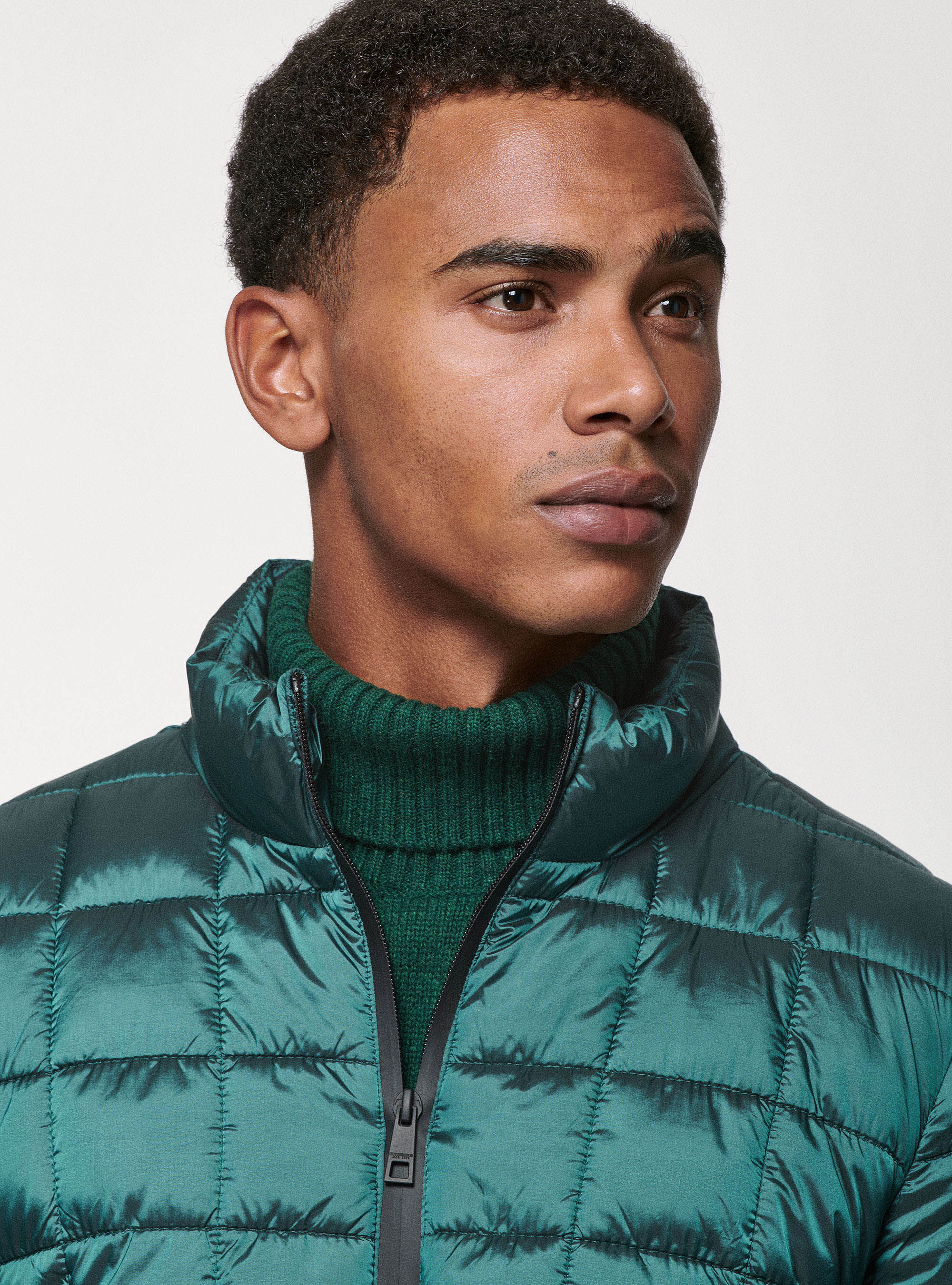 Bomber jacket with recycled padding