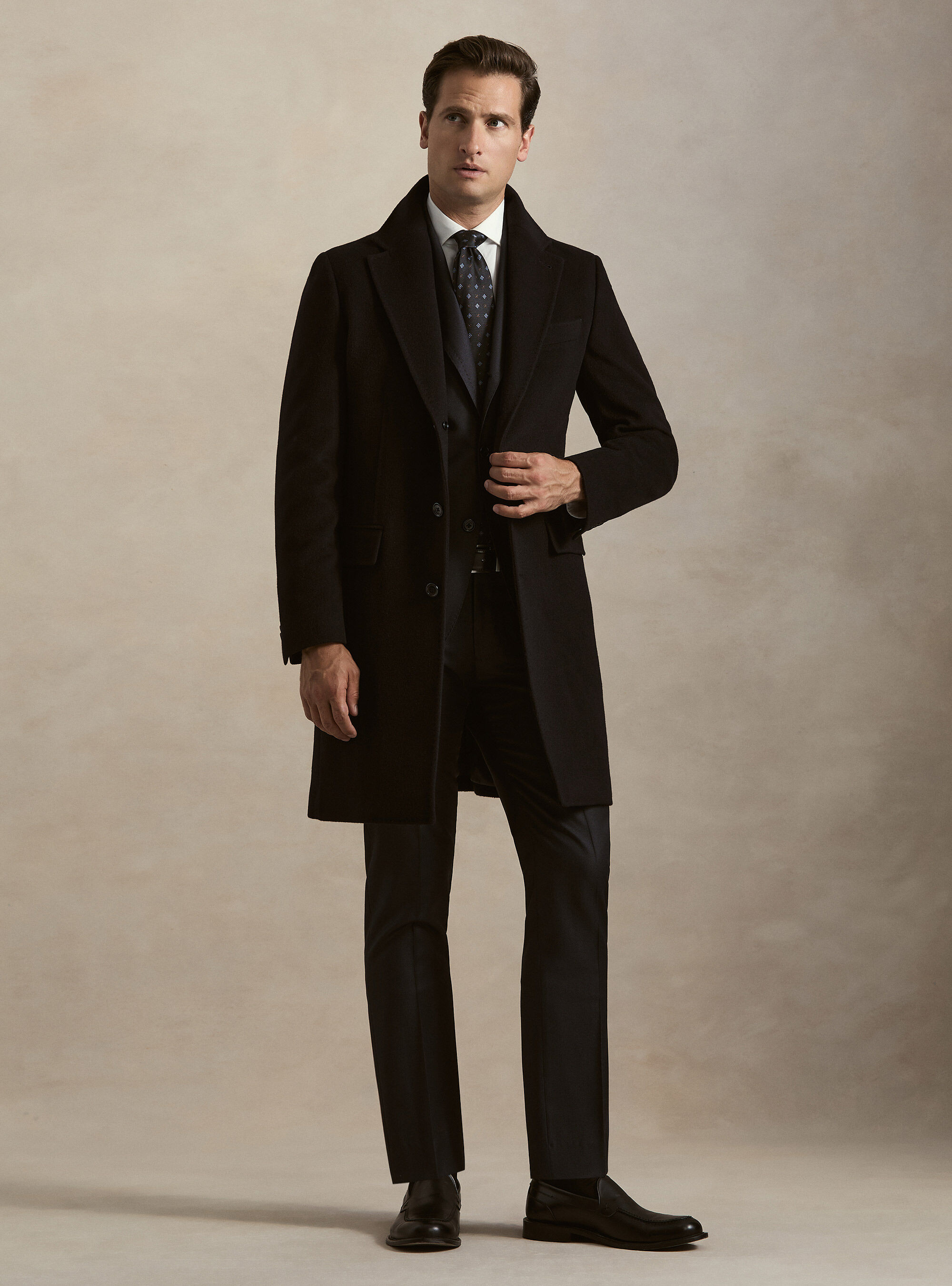 Single-breasted cashmere coat