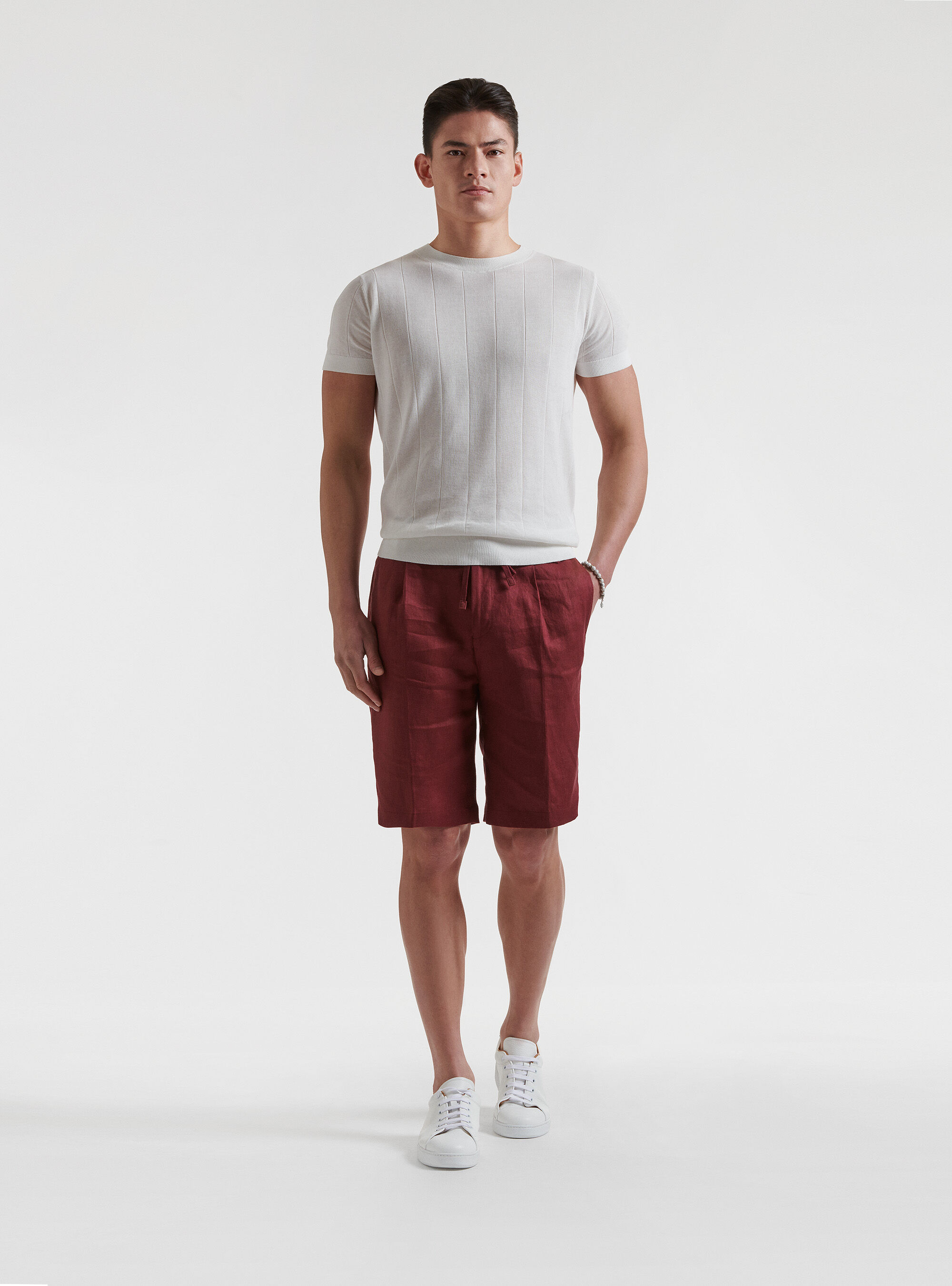 Bermuda tinta unita in puro lino, BORDEAUX