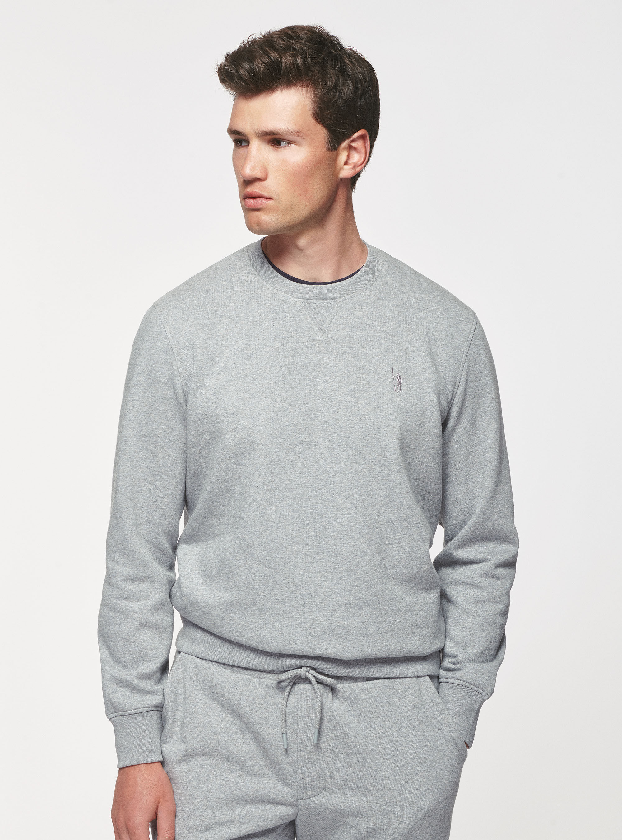 Sweatshirt shop neck styles