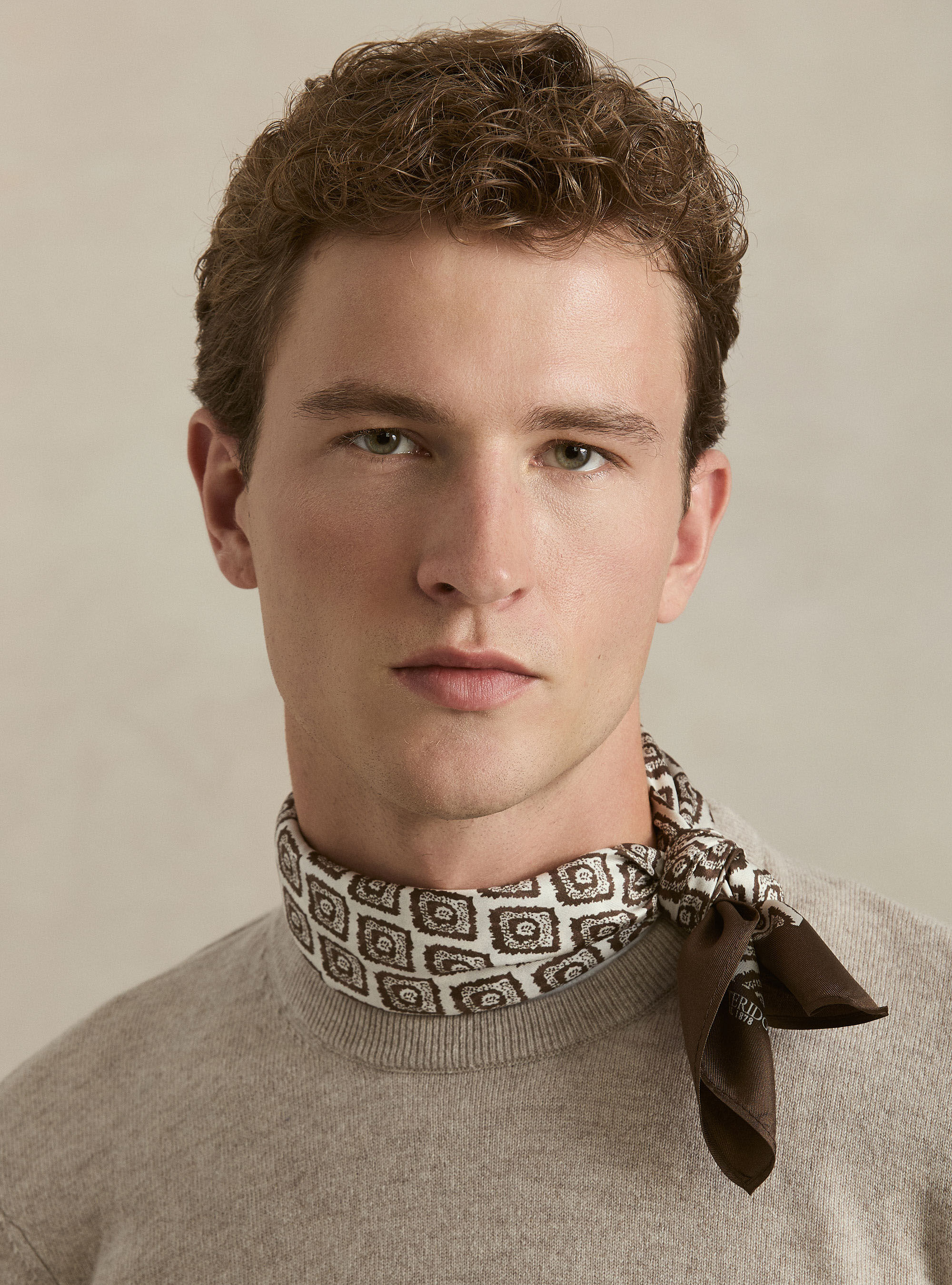 Maglia girocollo in 100% cashmere, ECRU