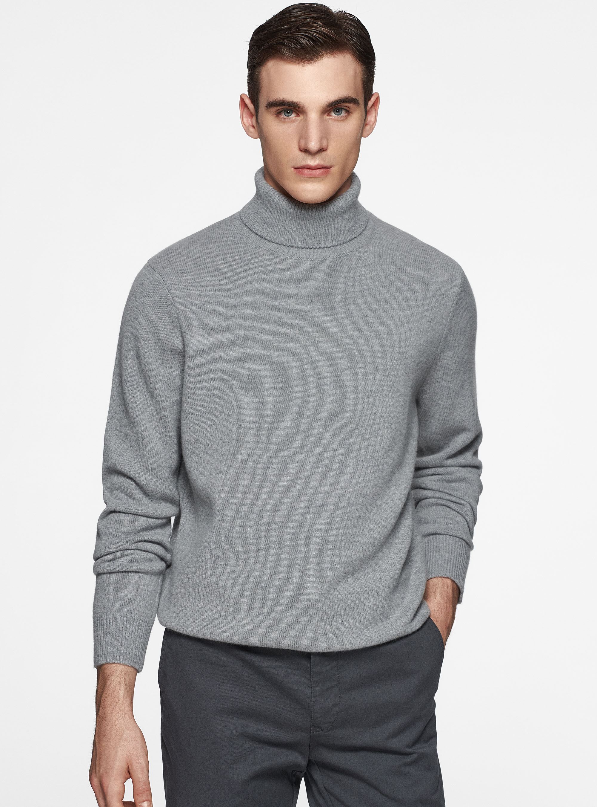 Merino turtleneck sweater online