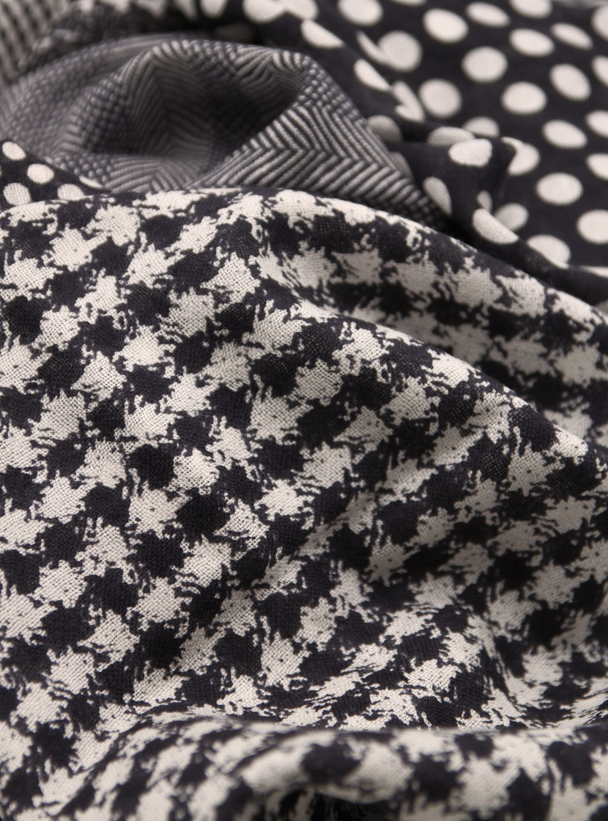 &Eacute;charpe en laine patchwork, NOIR