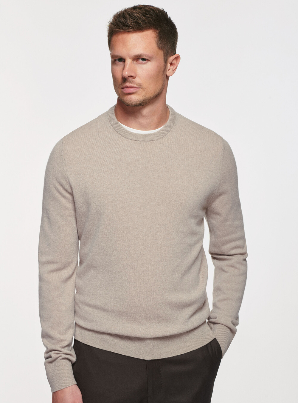 Lambswool and cashmere crew-neck sweater | GutteridgeEU | Men's catalog ...