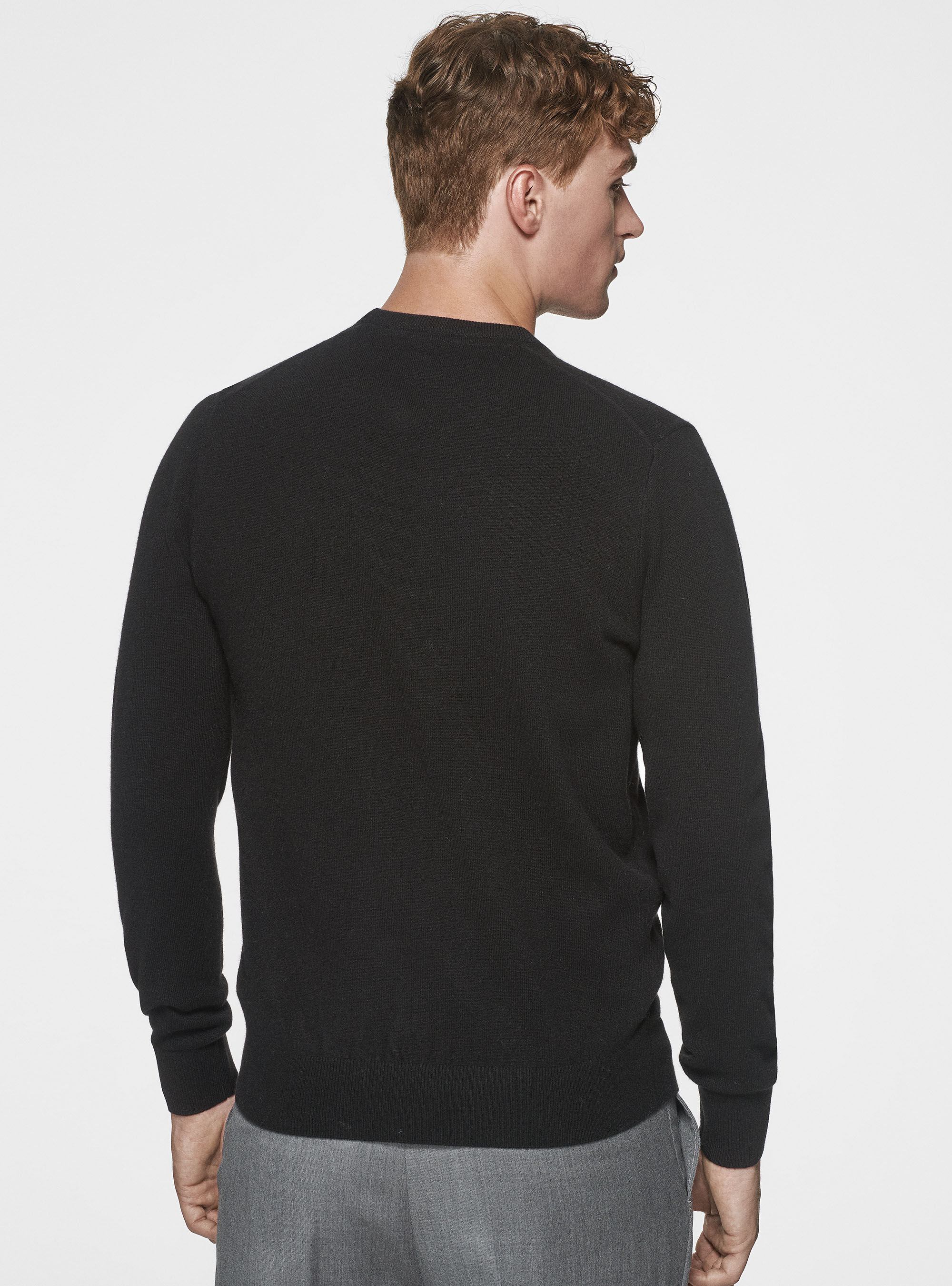 Cashmere blend crew-neck sweater, BLACK