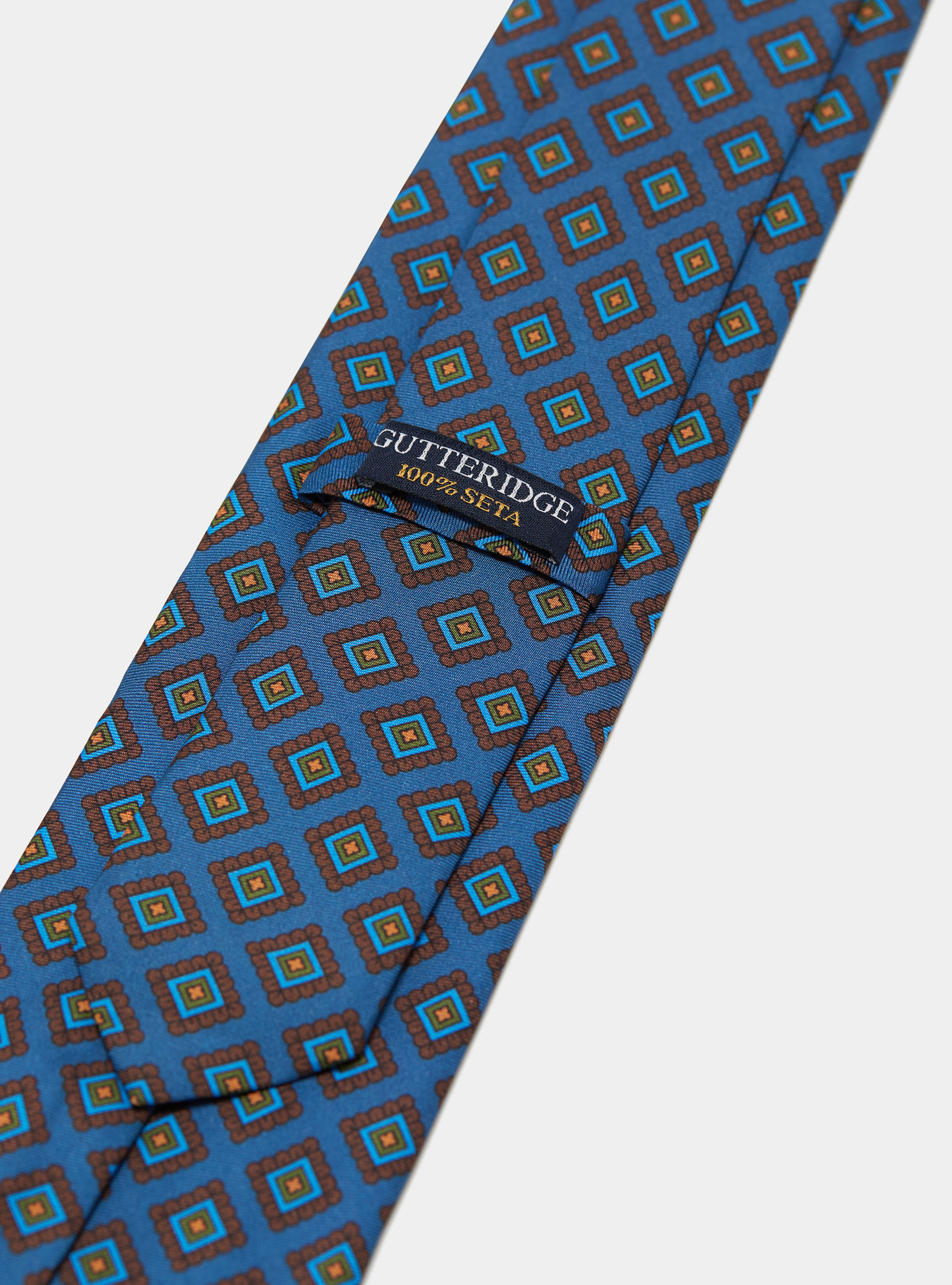 Patterned silk tie