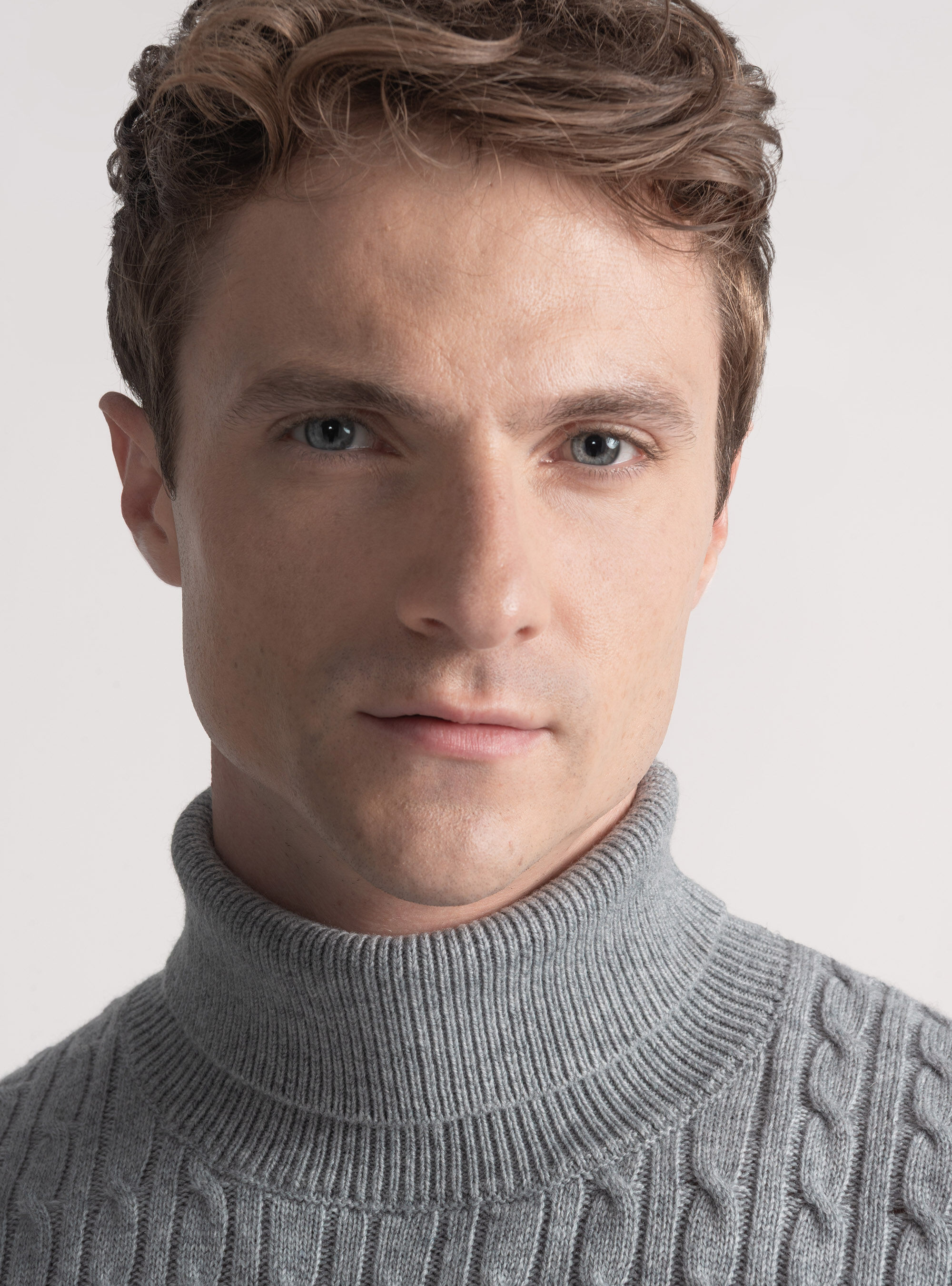 Punto de cuello alto en mezcla de lana con trenza, GRIGIO MELANGE 0151C