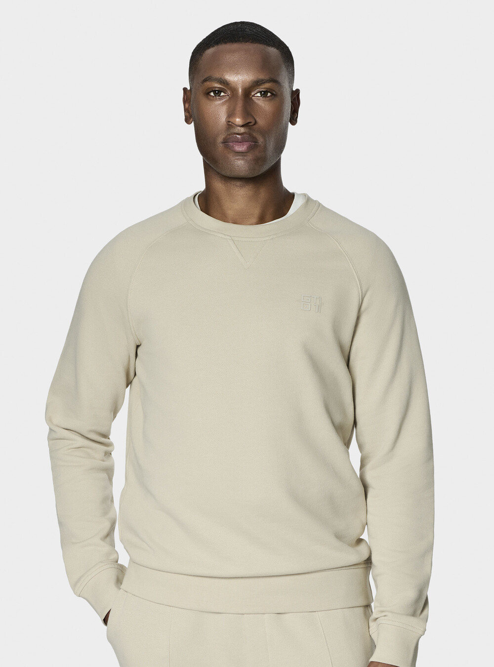 Basic round-neck sweatshirt GT01
