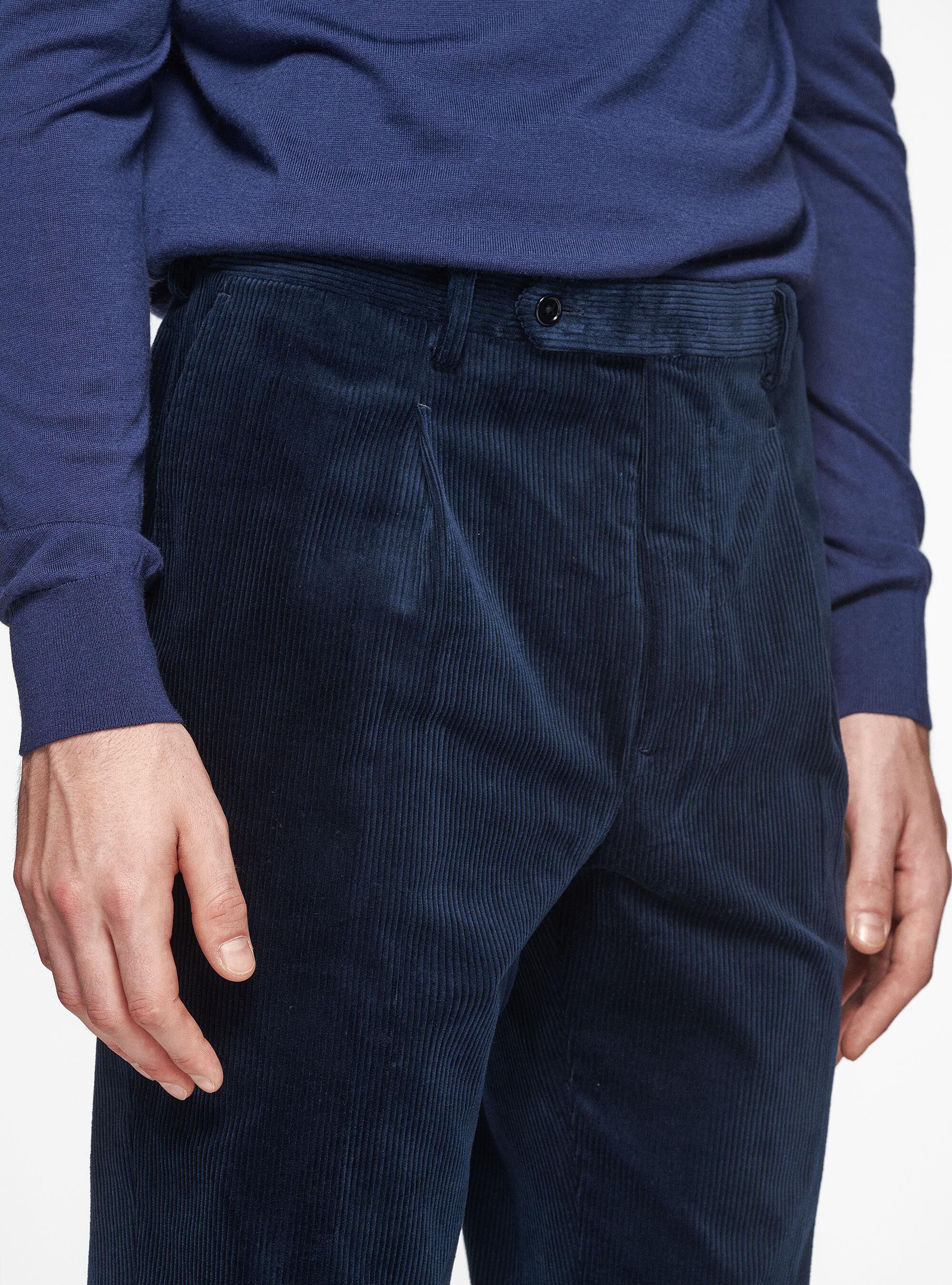 Pantal&oacute;n de pinzas de terciopelo el&aacute;stico Duca Visconti di Modrone, AZUL MARINO