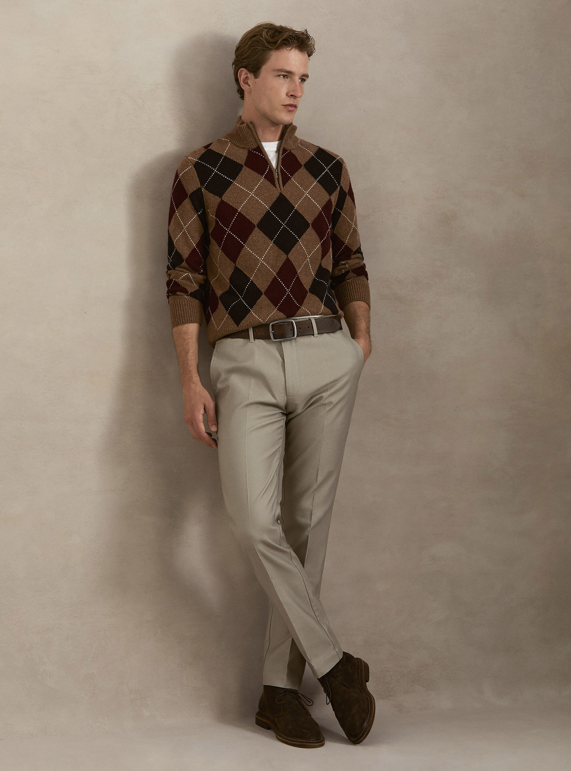 Maglia mock neck full intarsia in lana shetland, NOCCIOLA