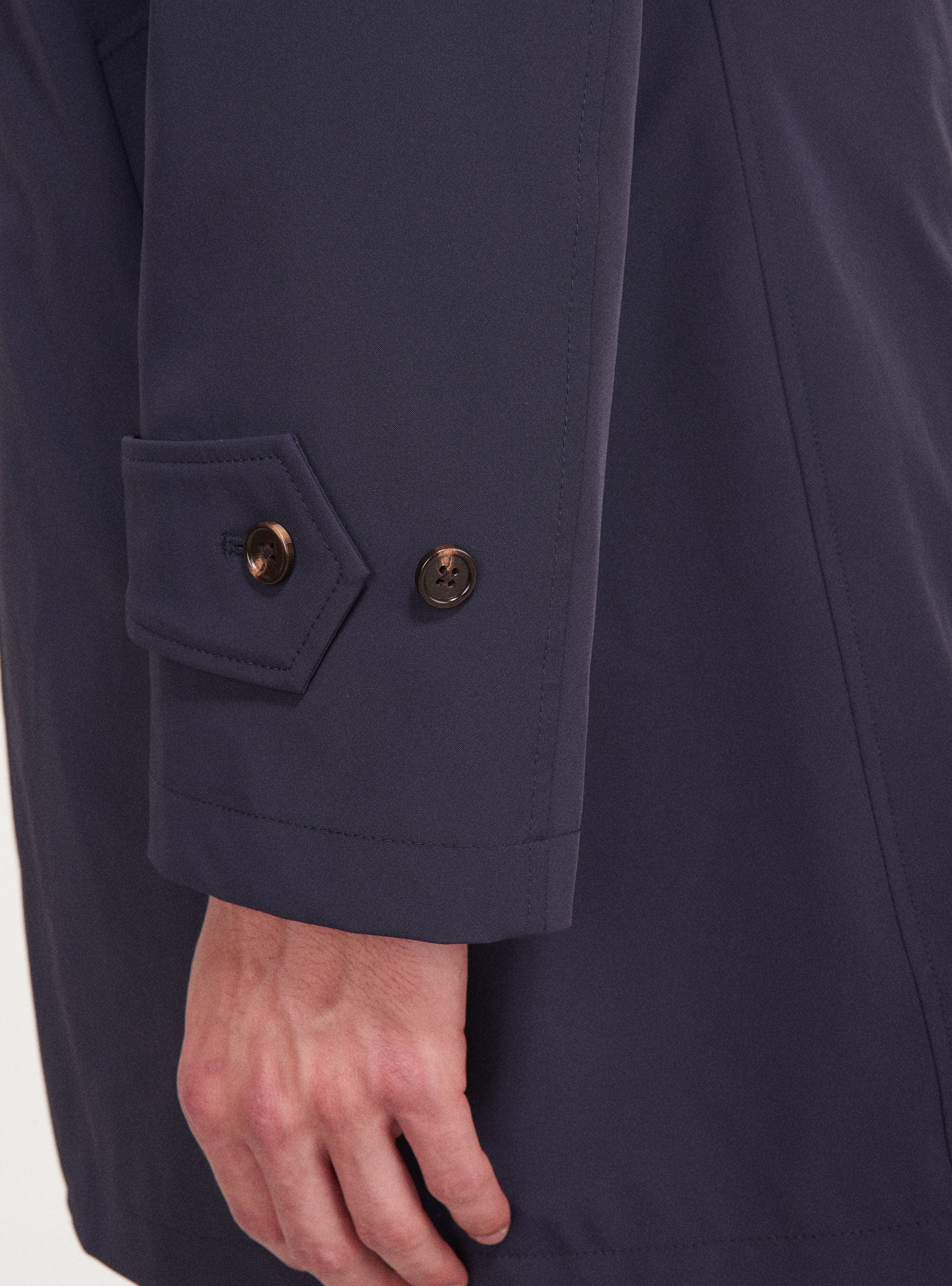 Imperm&eacute;ables &agrave; simple boutonnage en tissu technique, BLEU MARINE