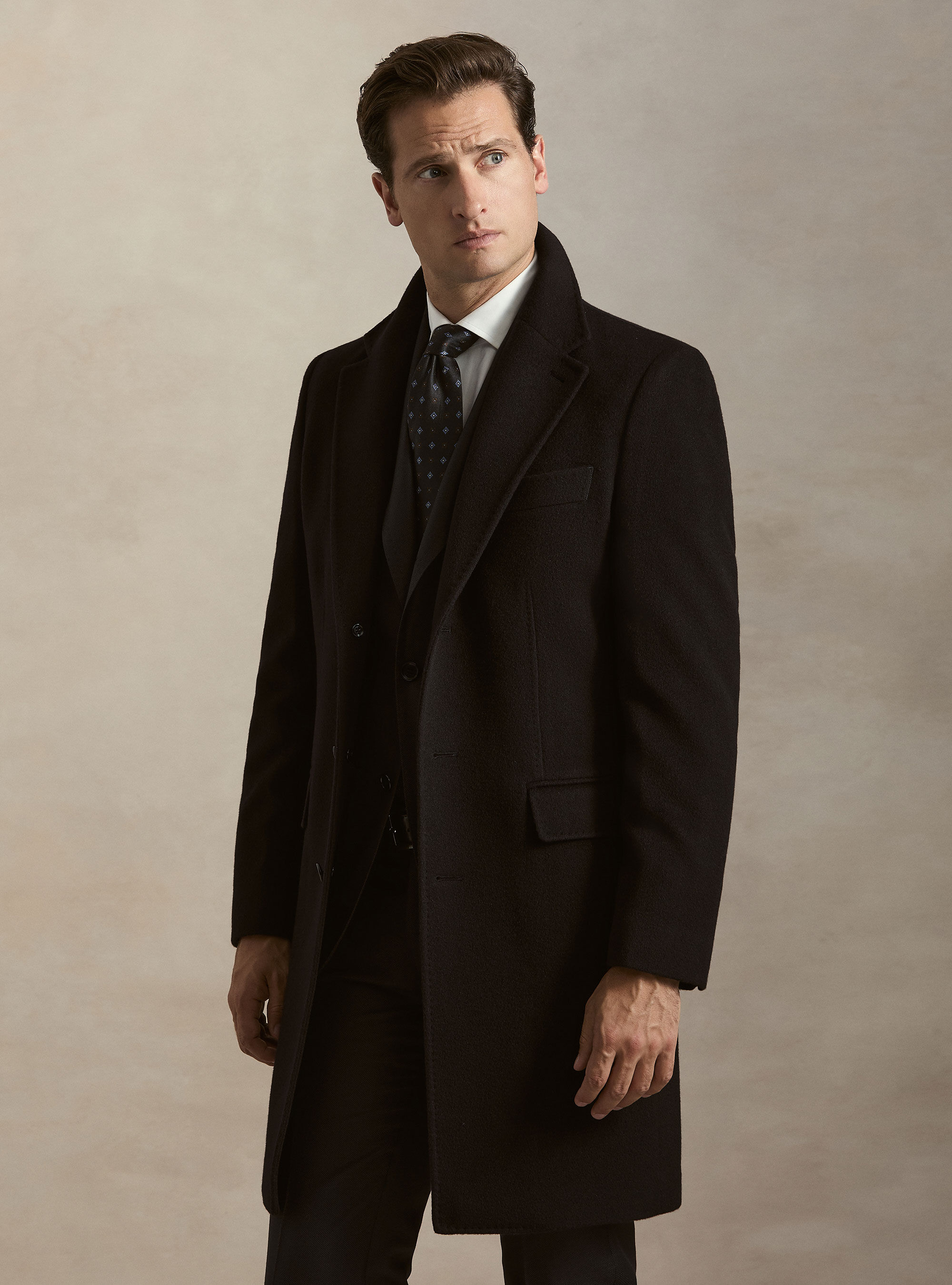 Single-breasted cashmere coat