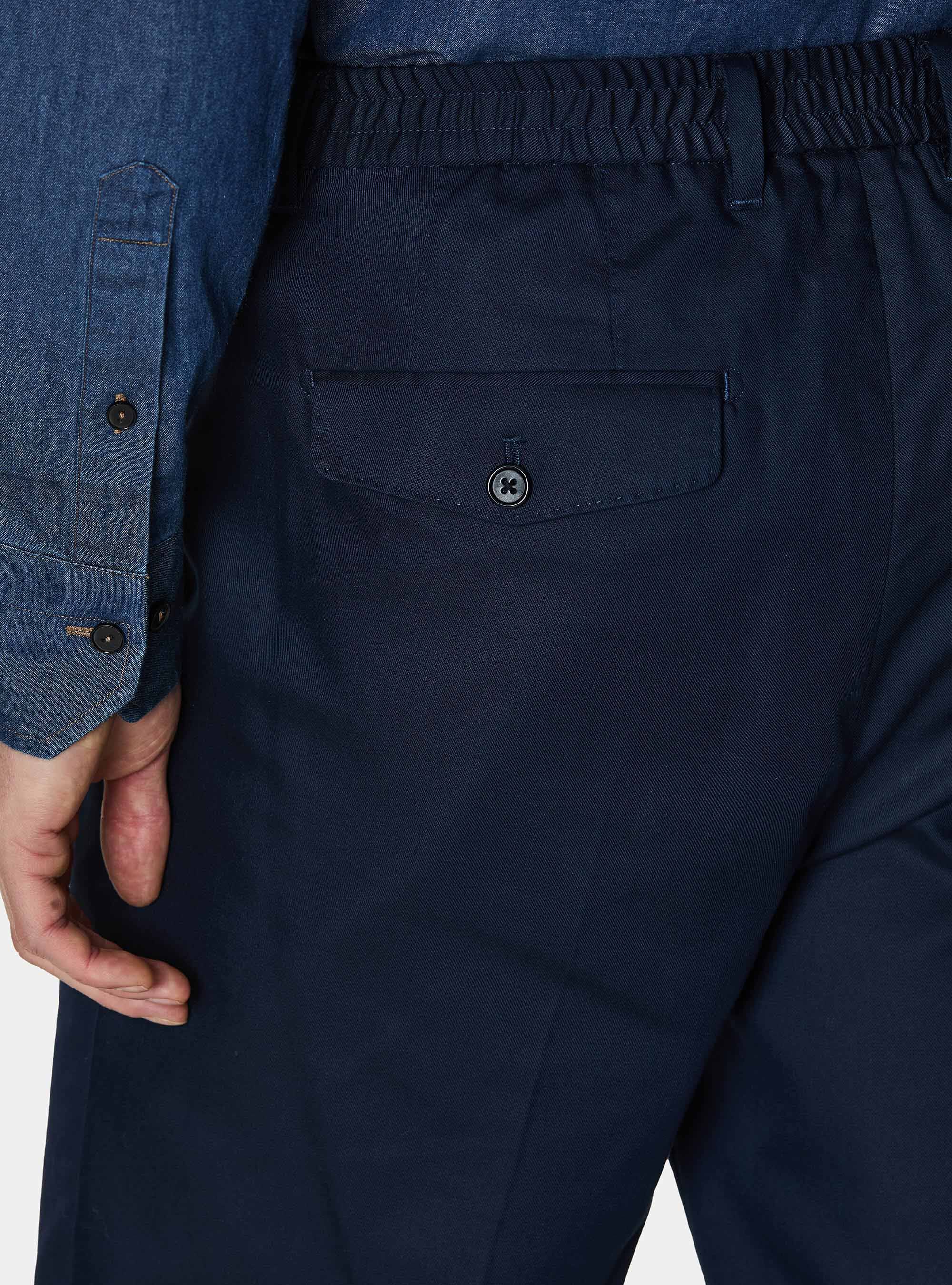 Pantaloni con pince ed elastico in cotone tencel, BLU NAVY