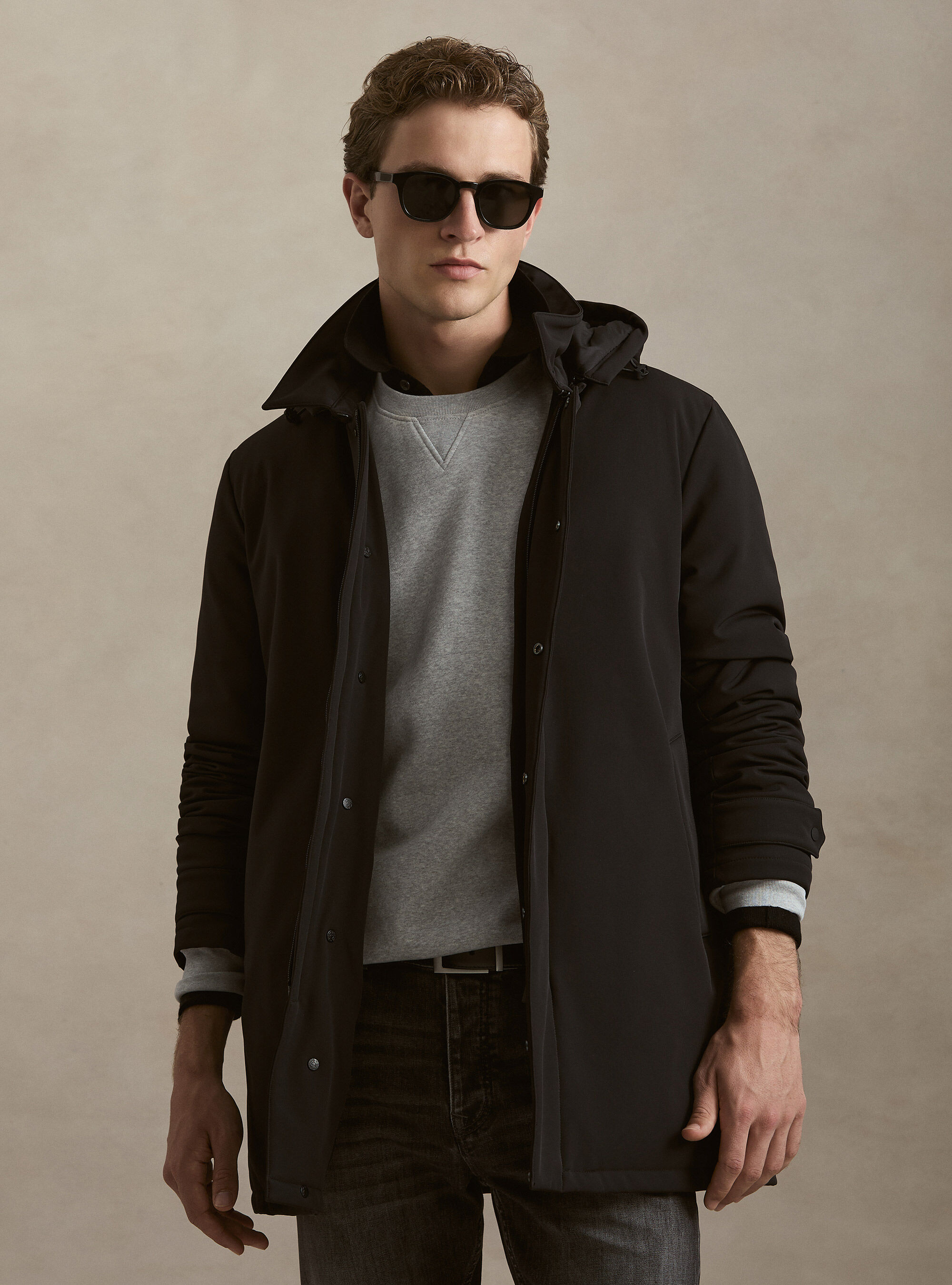 Parka tecnico con cappuccio, NERO