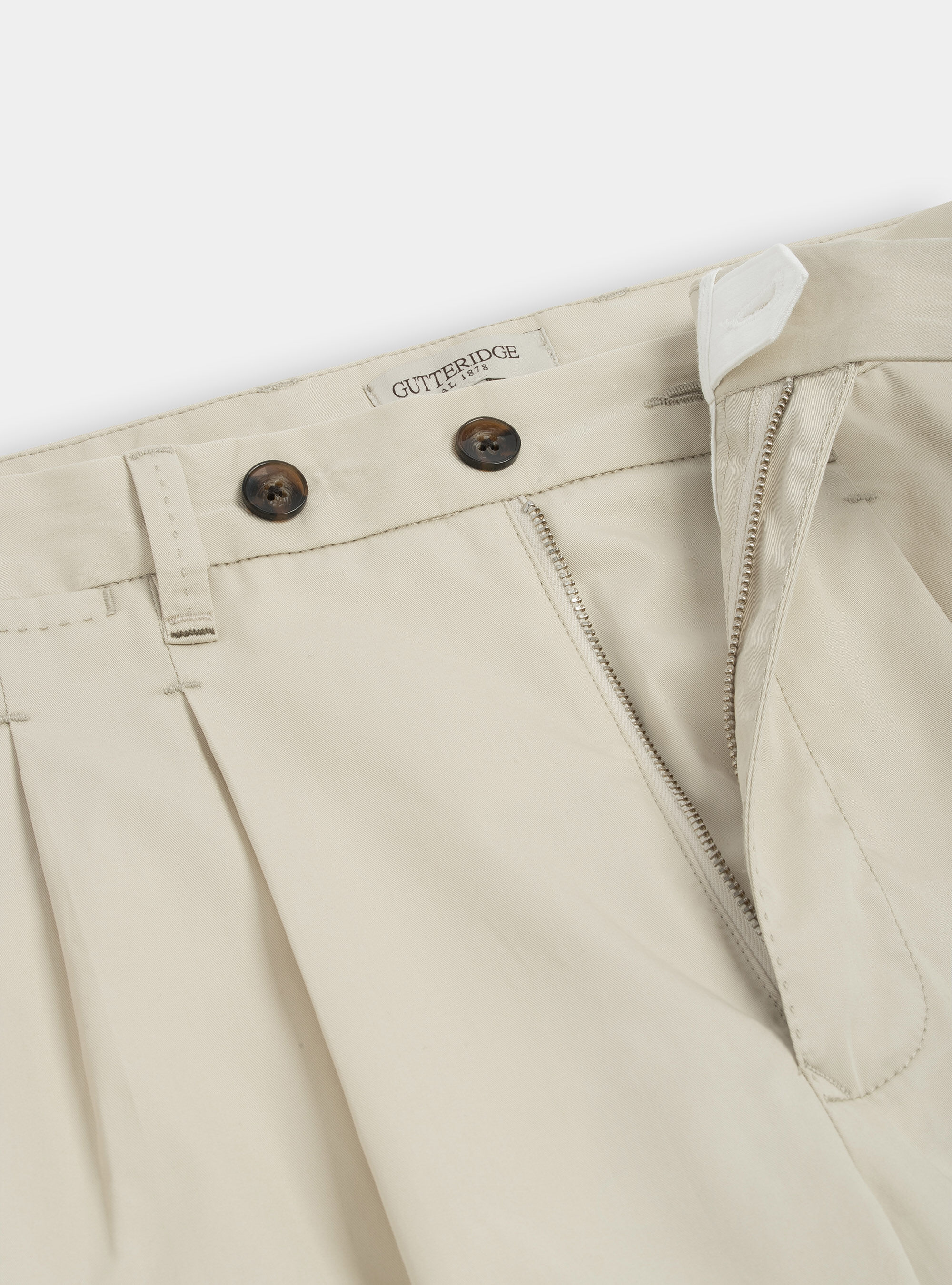 Double pleated trousers in lightweight twill