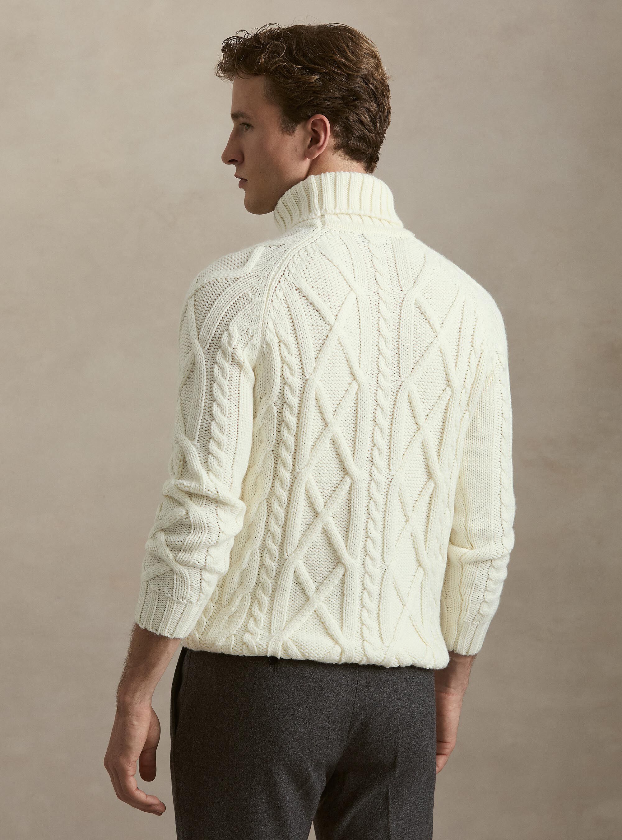 Col roul&eacute; en maille torsad&eacute;e en m&eacute;lange de laine, BLANC